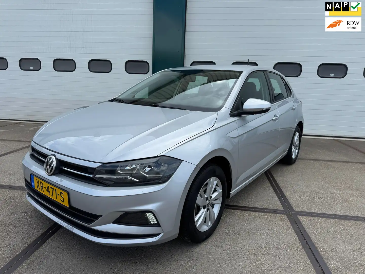 Volkswagen Polo 1.0 TSI Comfortline Apple Carplay ! Grijs - 1