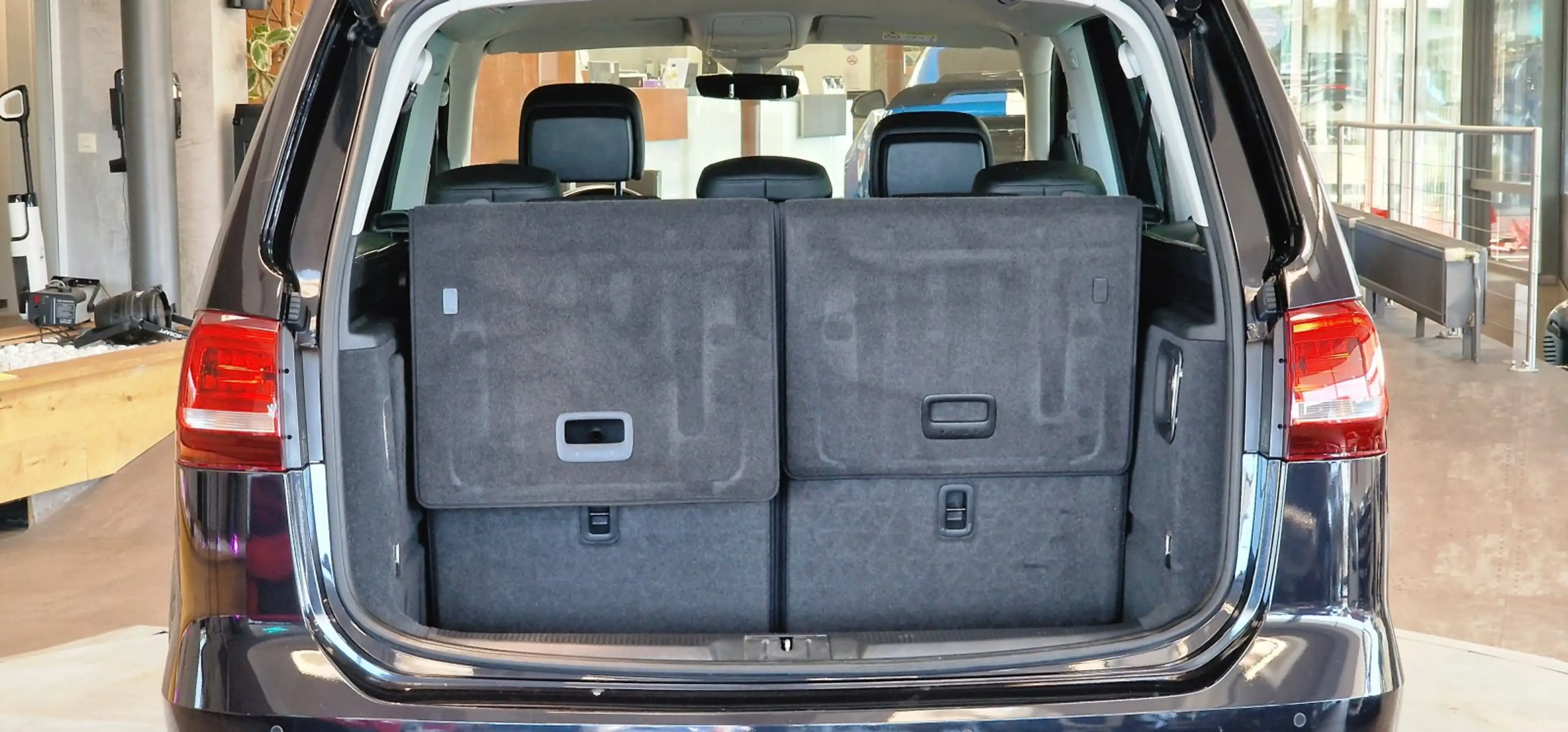 Volkswagen Sharan 2.0 TDI 4-Motion 7-Sitzer Business+ 1-Hand DSG *In — photo 9