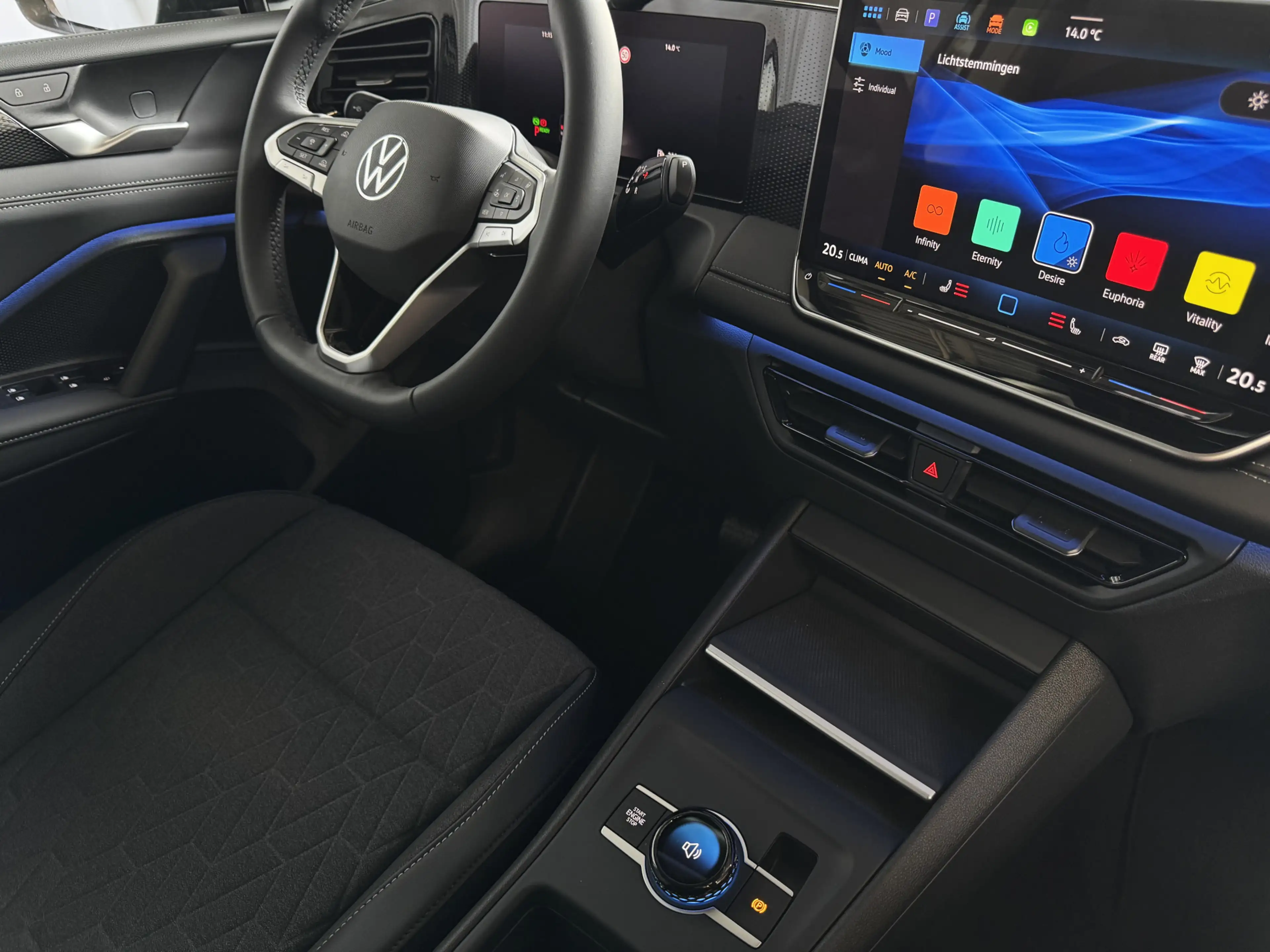 Volkswagen Tiguan 1.5 eHYBRID PHEV NIEUW CAMERA HARMAN STOEL/STUUR V — photo 49
