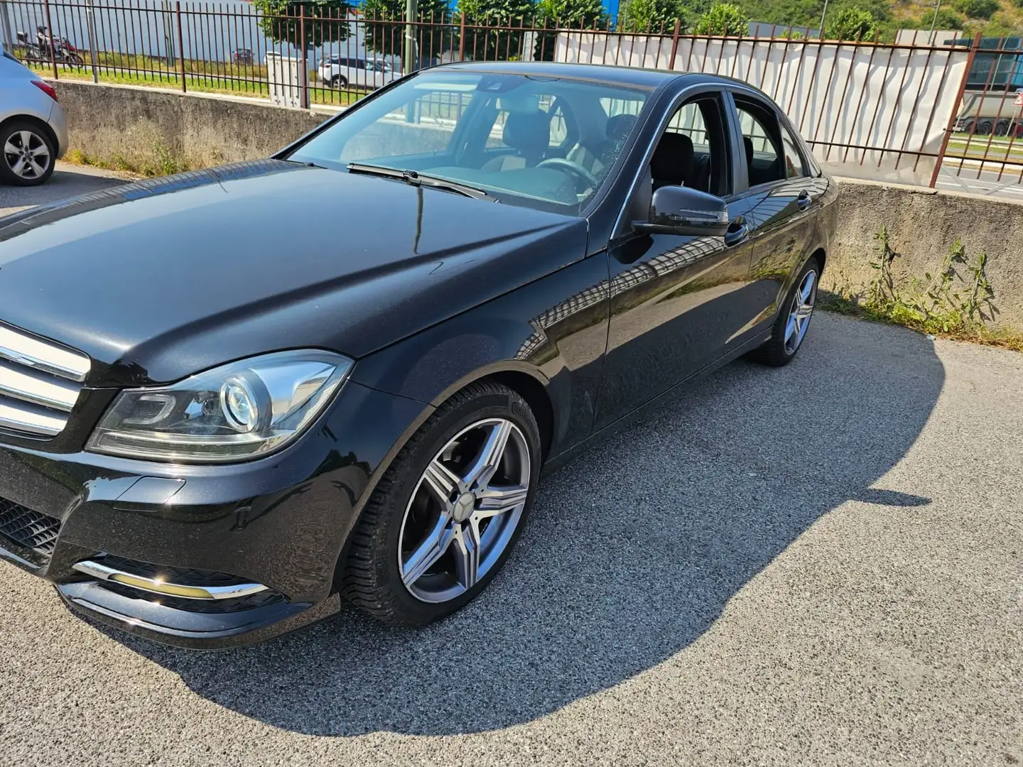Mercedes-Benz C 200 Classe C - W204 2011 Berlina cdi (be) Avantgarde Noir - 1