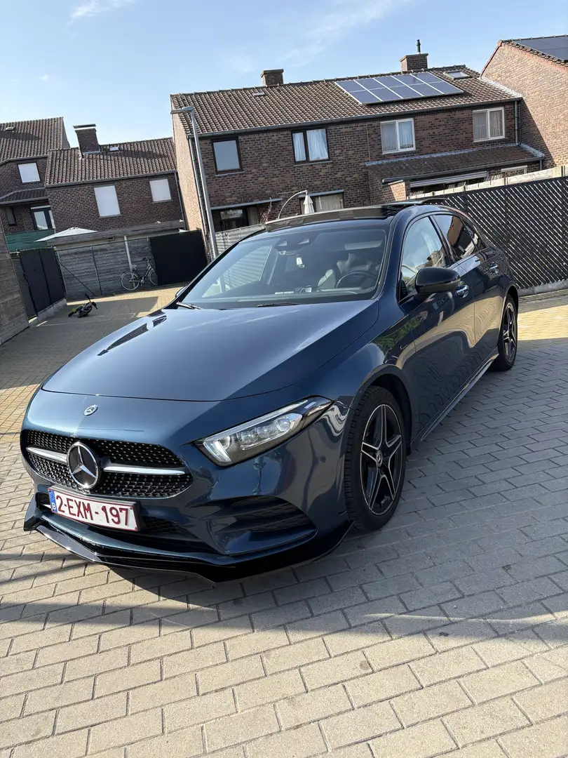 Mercedes-Benz A 250 e 8G-DCT AMG Line - 1