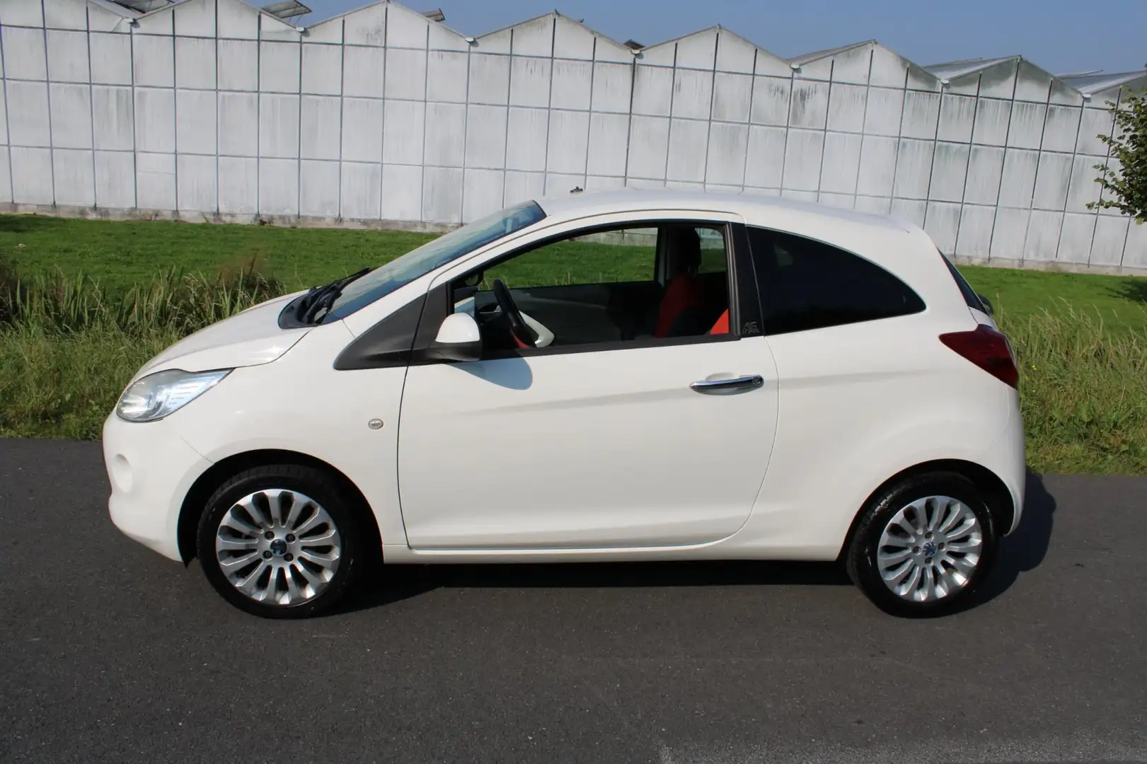 Ford Ka/Ka+ 1.2 Titanium Bílá - 2