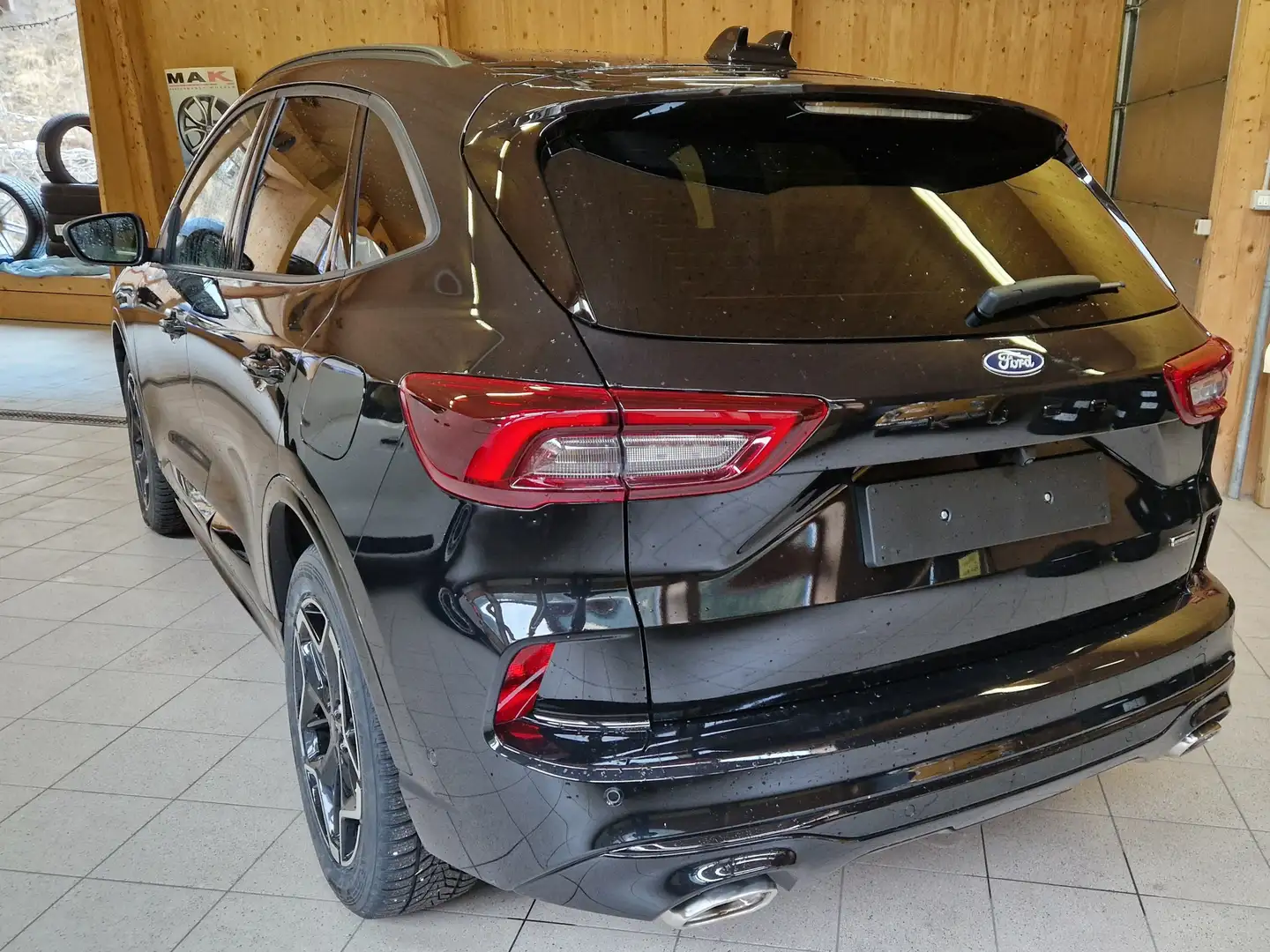Ford Kuga Kuga ST Line X 2.5 FHEF Auto. 4x4 Modello. Nuovo Nero - 2