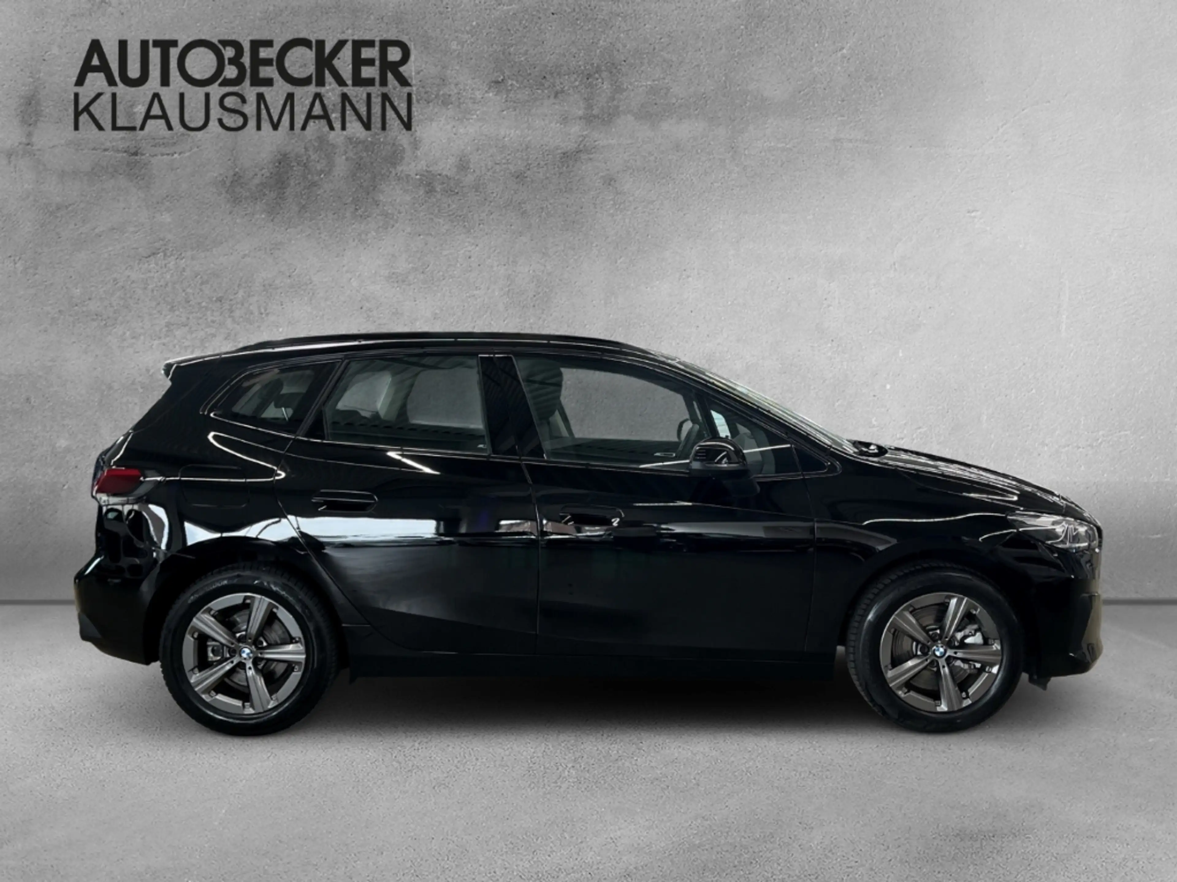 BMW 230 Active Tourer e xDrive Park-Assistent — photo 4