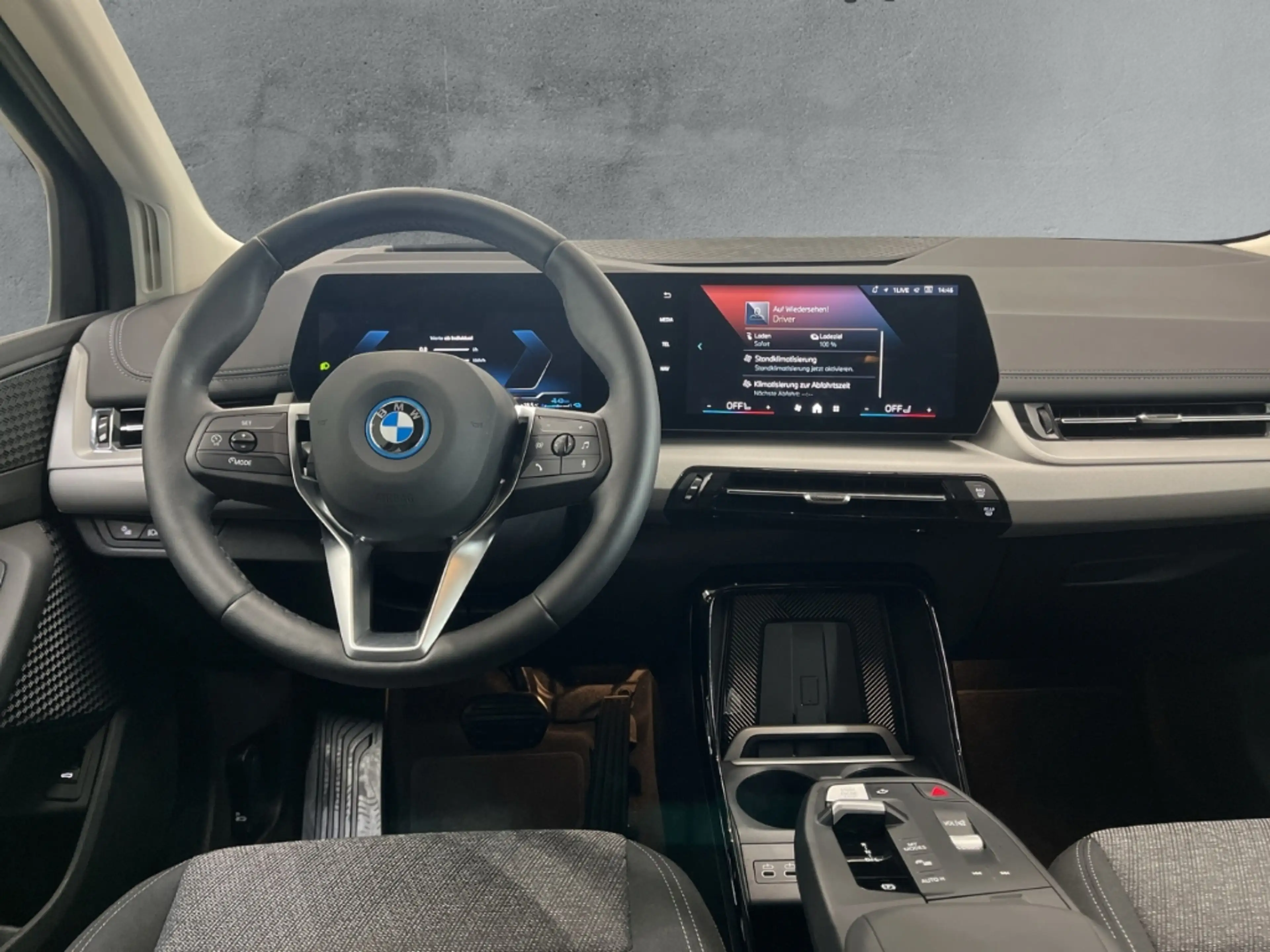 BMW 230 Active Tourer e xDrive Park-Assistent — photo 10