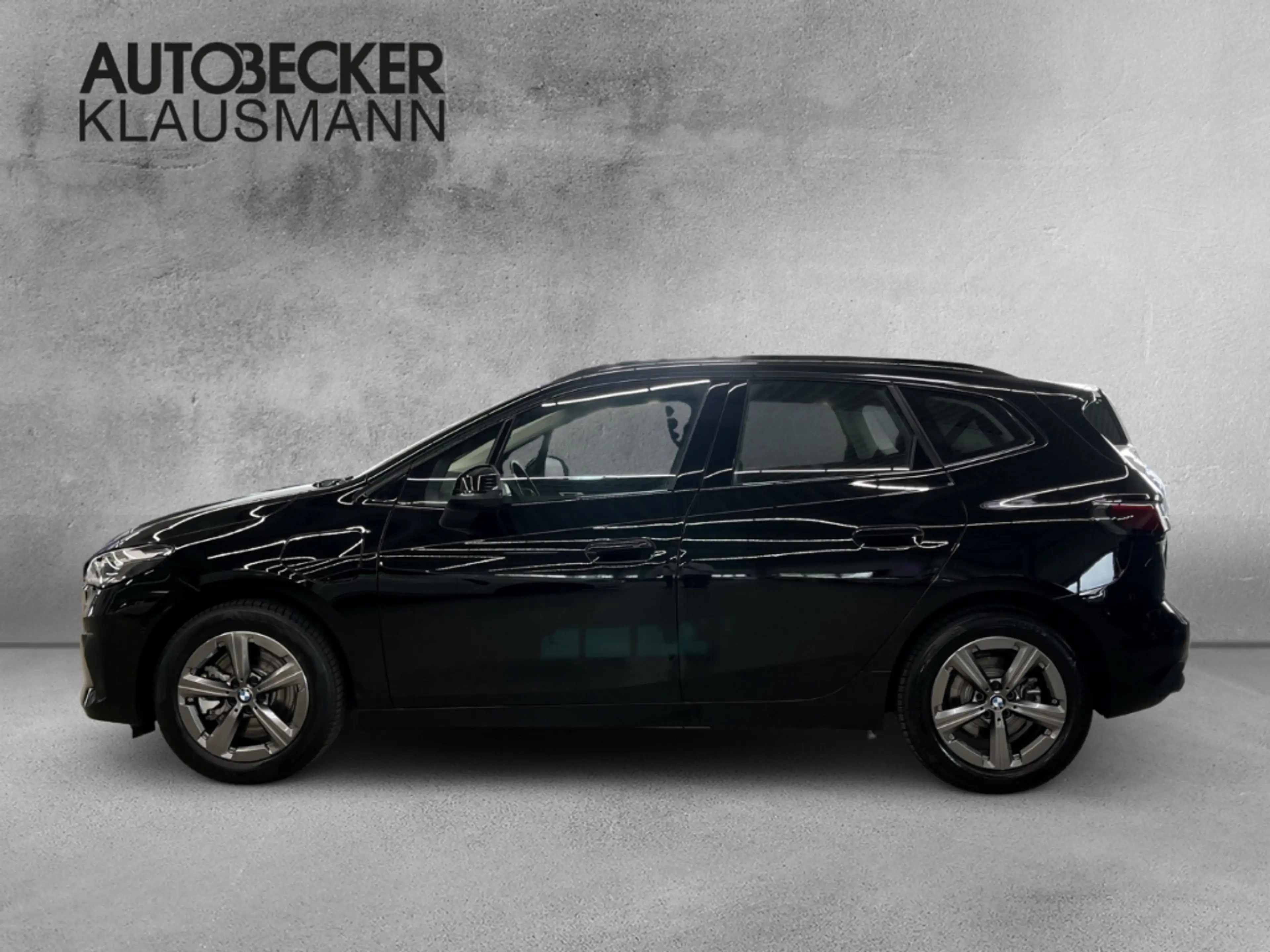 BMW 230 Active Tourer e xDrive Park-Assistent — photo 3