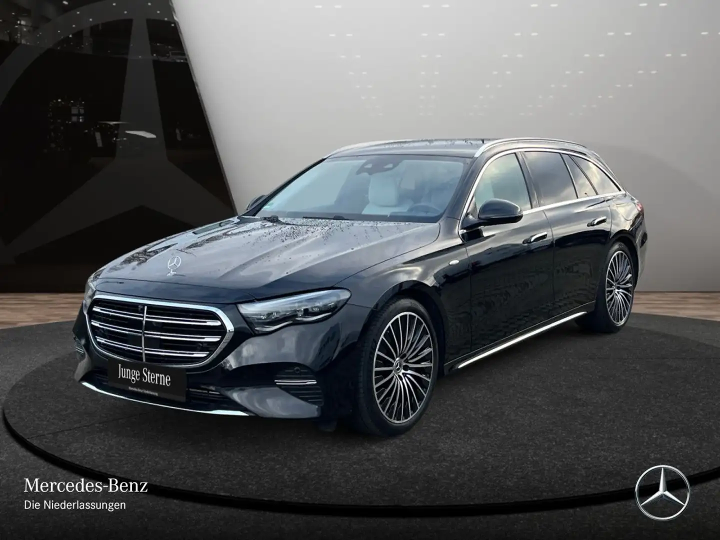 Mercedes-Benz E 300 de T Hybrid Fahrass 360° Distr. AHK Memory Schwarz - 2