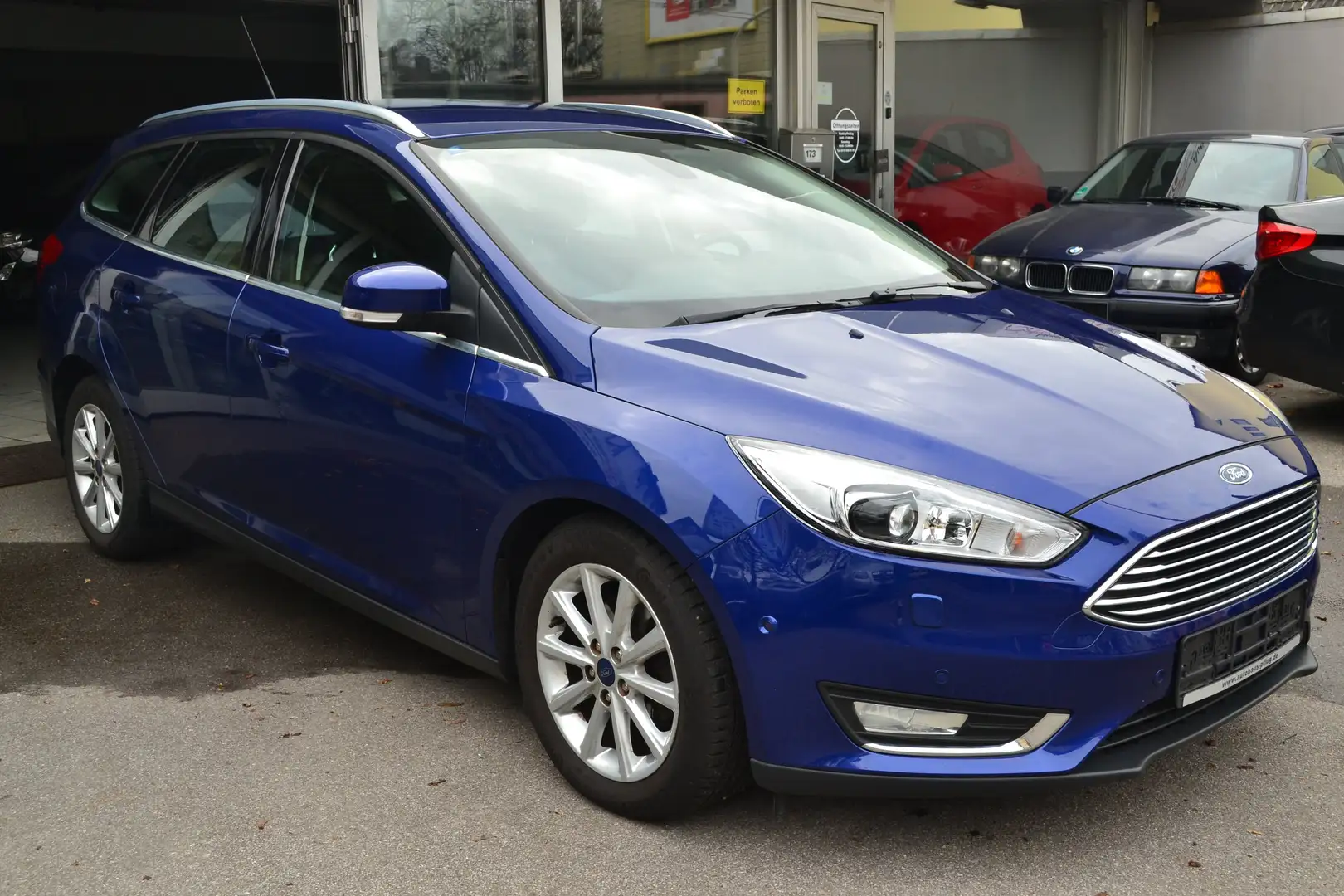 Ford Focus 1.5 TDCI Titanium *1.HAND*XENON*NAVI*EURO6* Blau - 2