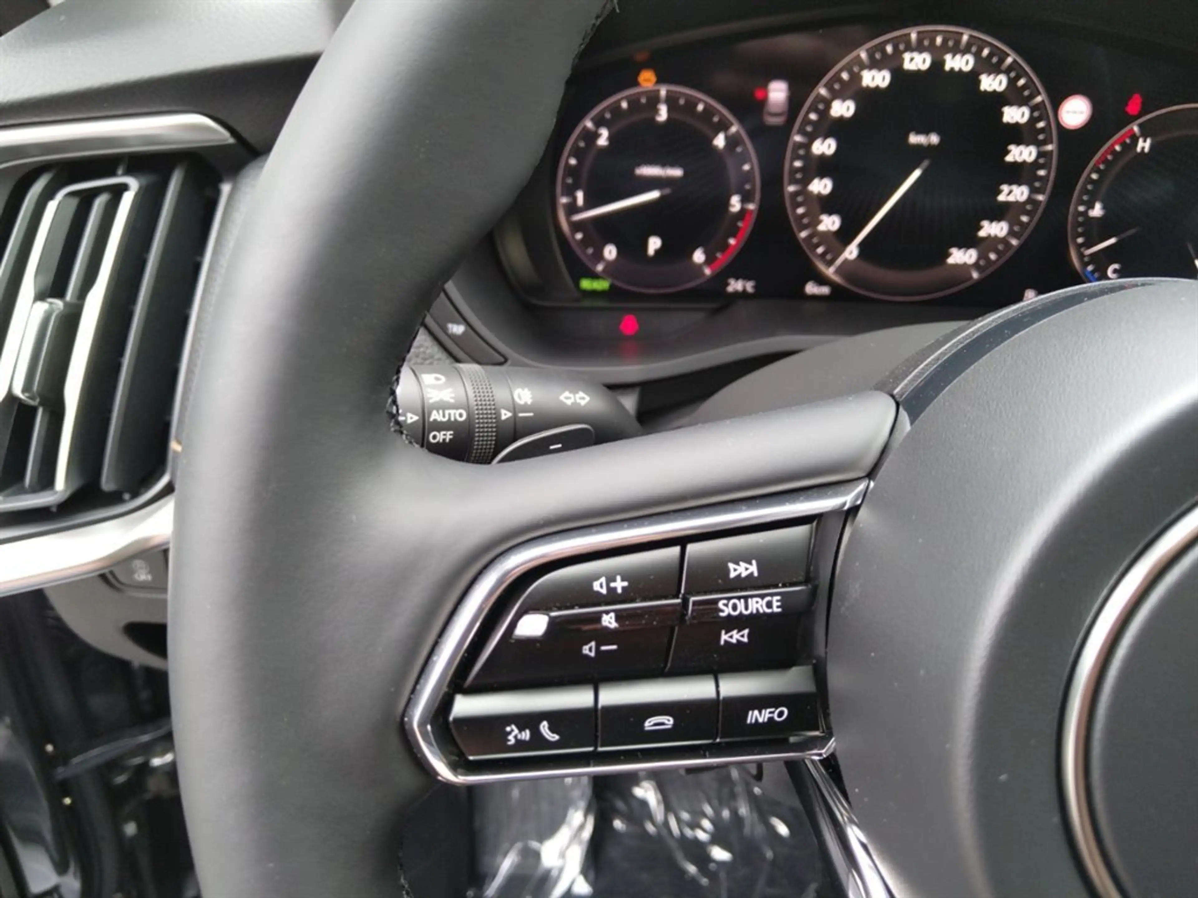 Mazda CX-60 3,3 6 ZYL CD254 AUT AWD HOMURA CON DRI — photo 15