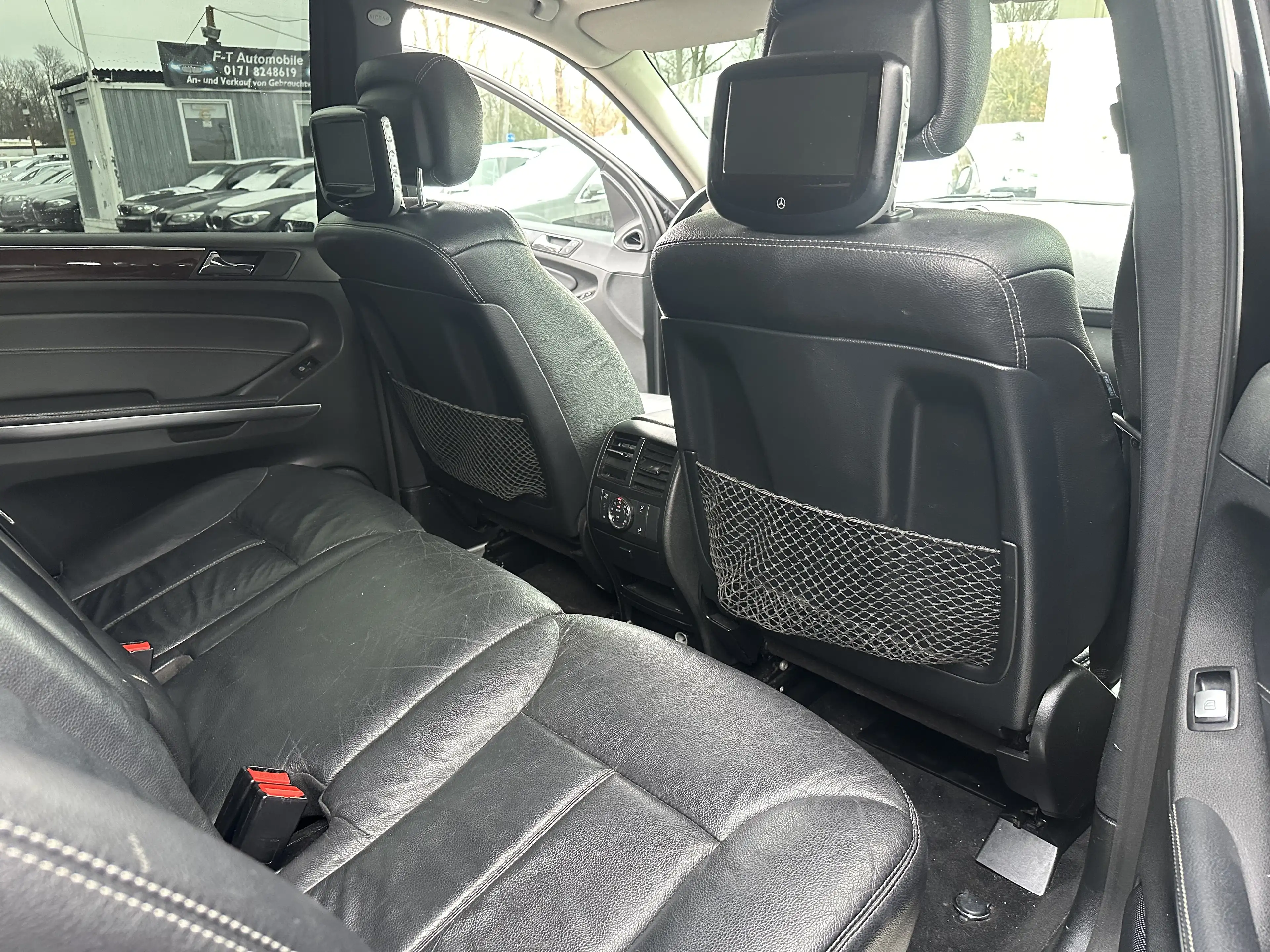 Mercedes-Benz GL 450 4Matic VOLL AUSSTATTUNG 7 PLÄTZE PANORAMA — photo 11