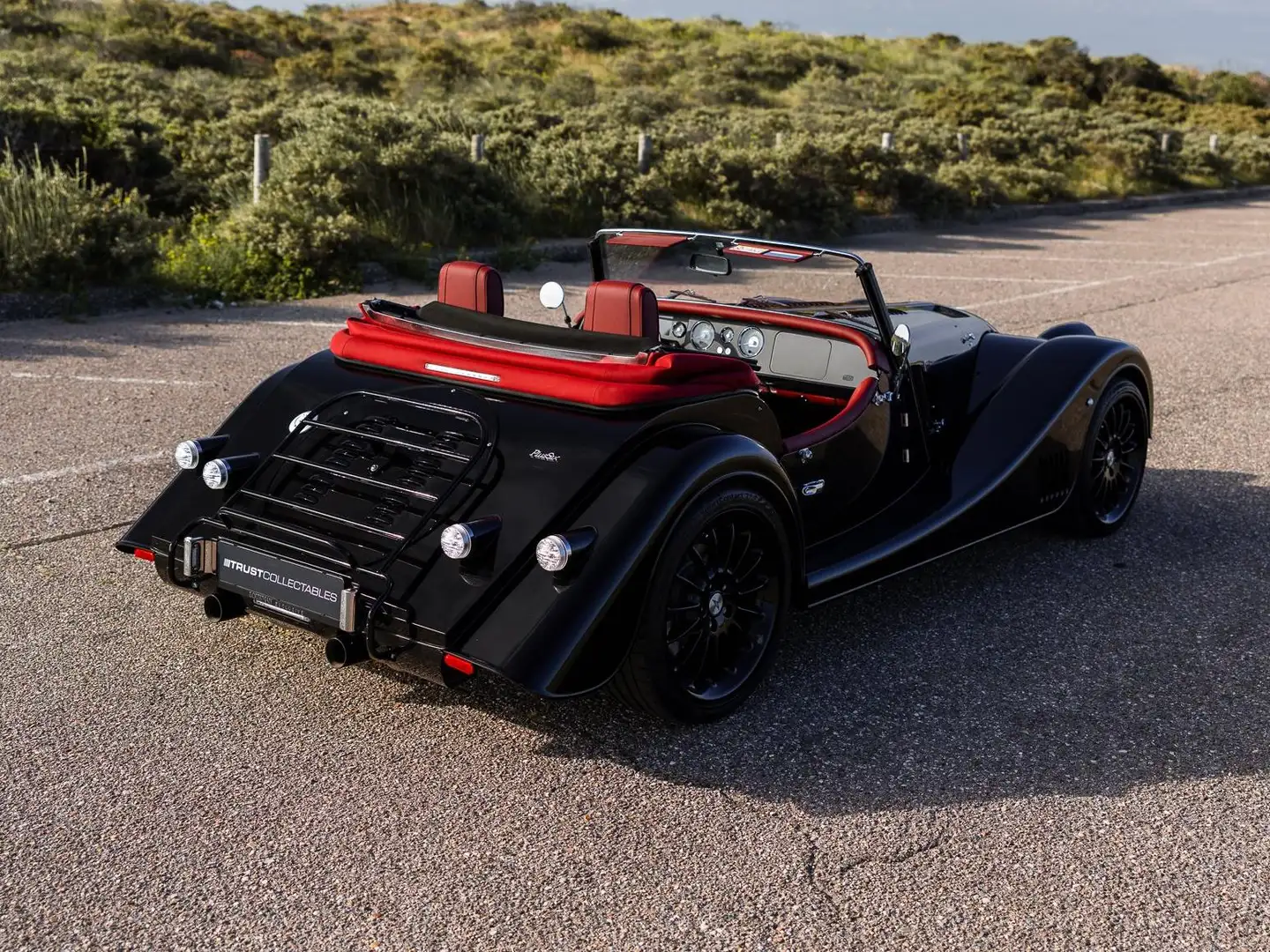 Morgan Plus Six | 340 pk 3.0 V6 Automaat | 19” | Full | Schwarz - 2