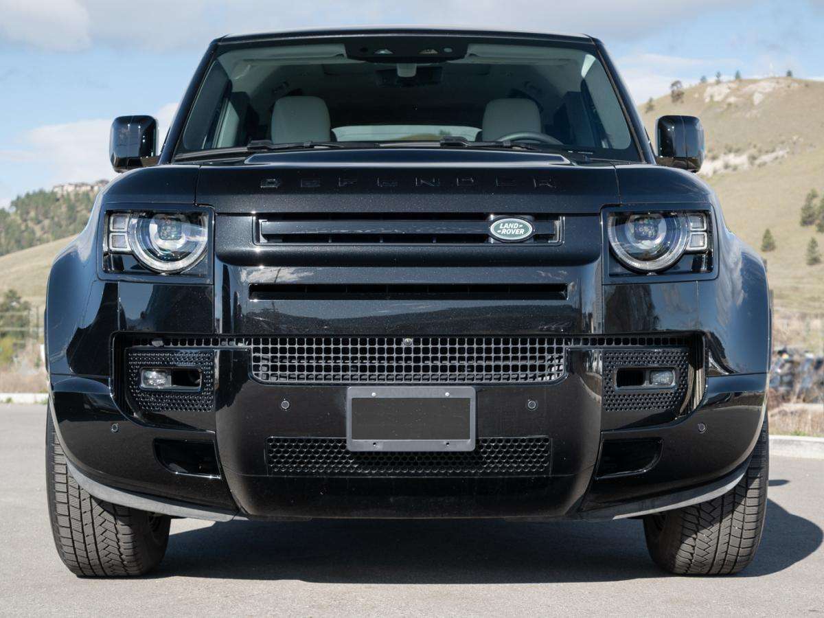 2025 Land Rover Defender 110 P400 X-DYNAMIC SE thumb 8