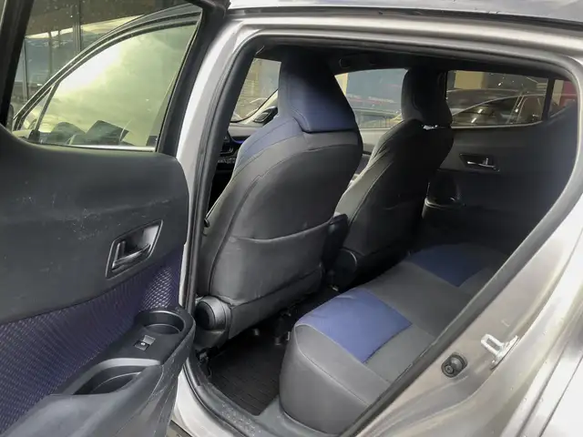 Toyota C-HR view 7