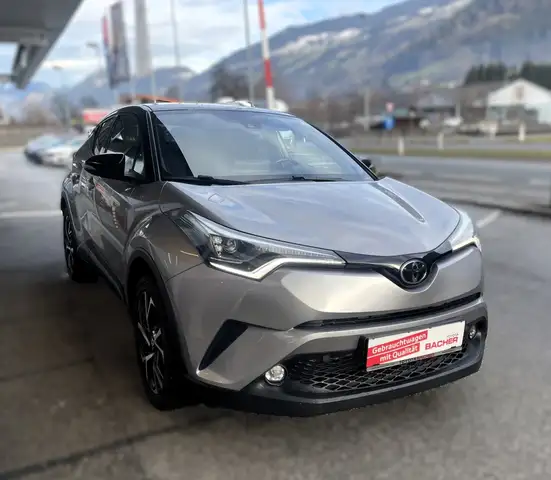 Toyota C-HR view 2