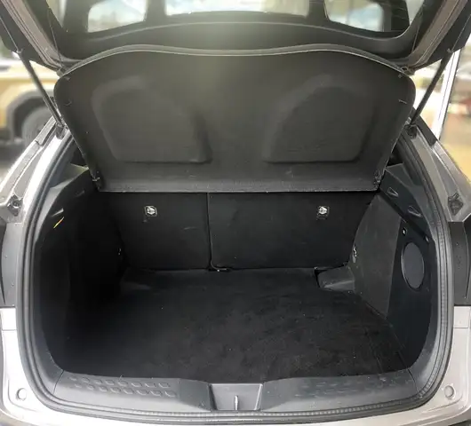 Toyota C-HR view 6