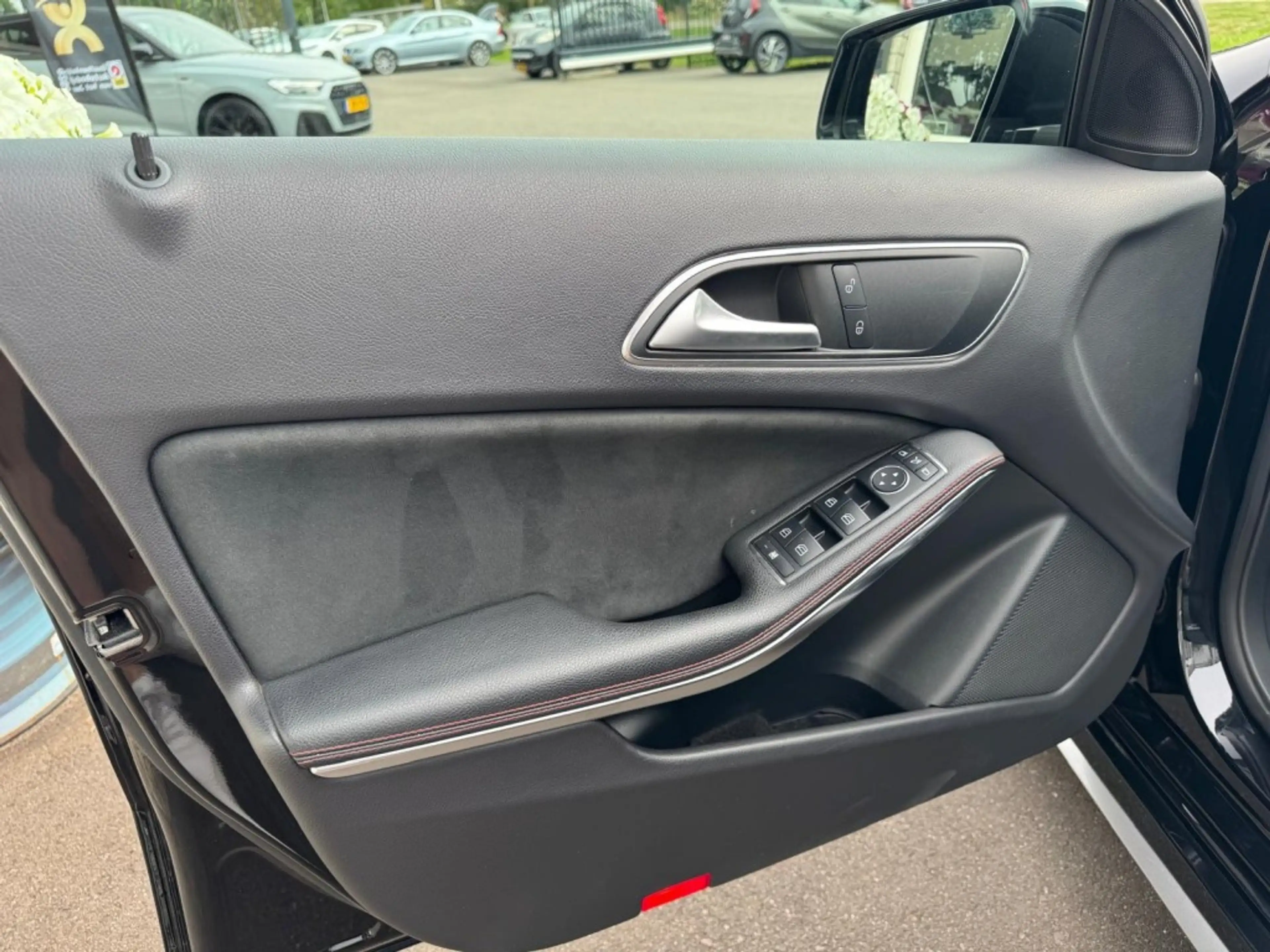 Mercedes-Benz A 45 AMG A45 AMG 4MATIC 361PK Camera diverse facturen aanwe — photo 23