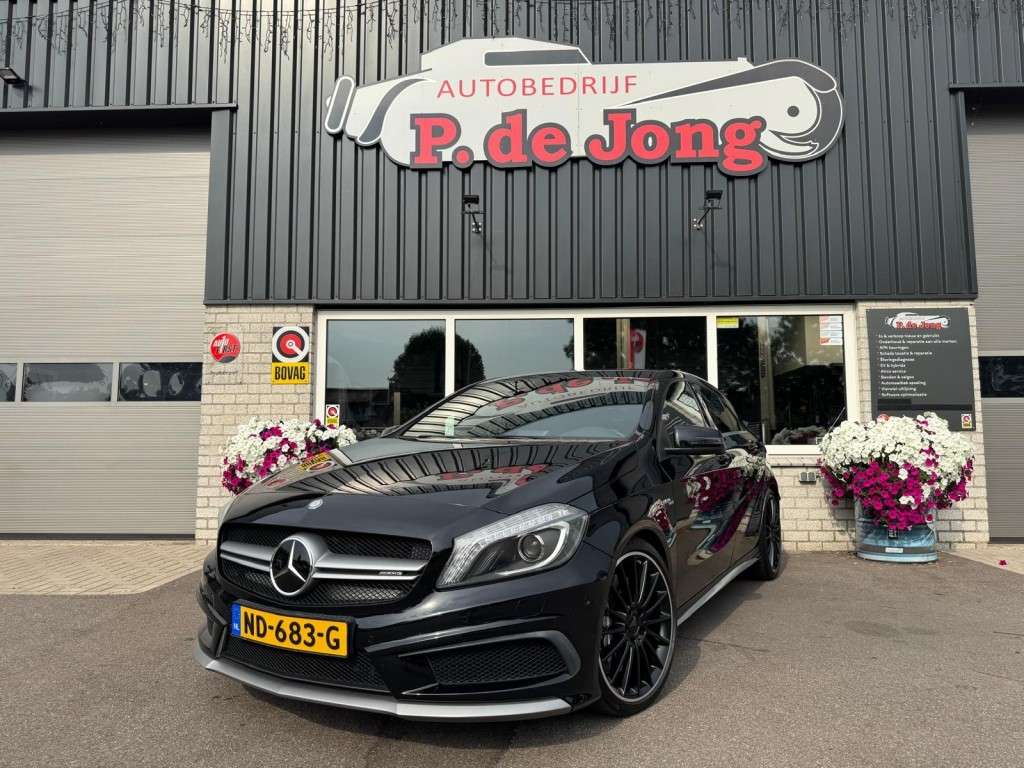 Mercedes-Benz A 45 AMG