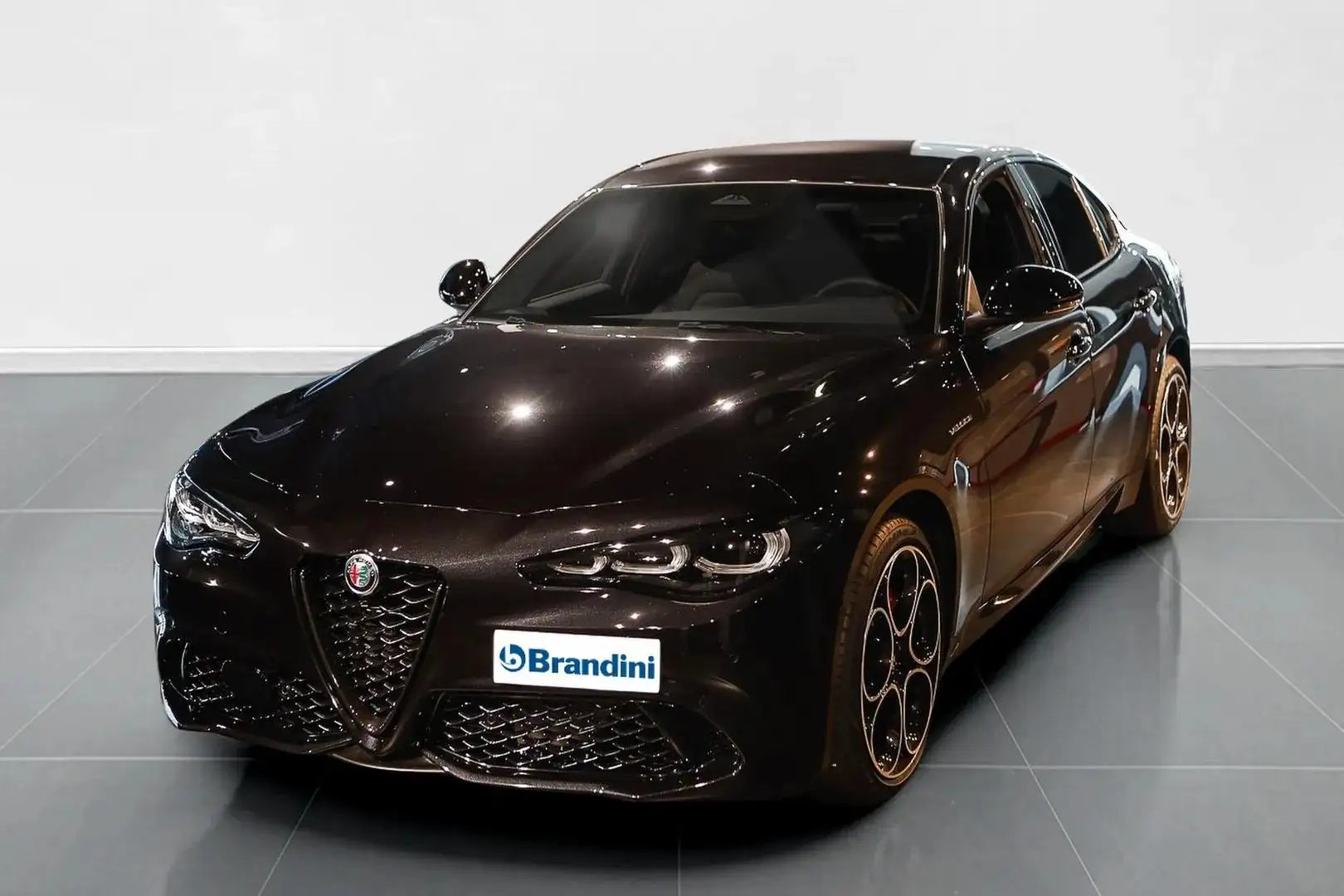 Alfa Romeo Giulia 2.2 Turbo Veloce Nero - 1