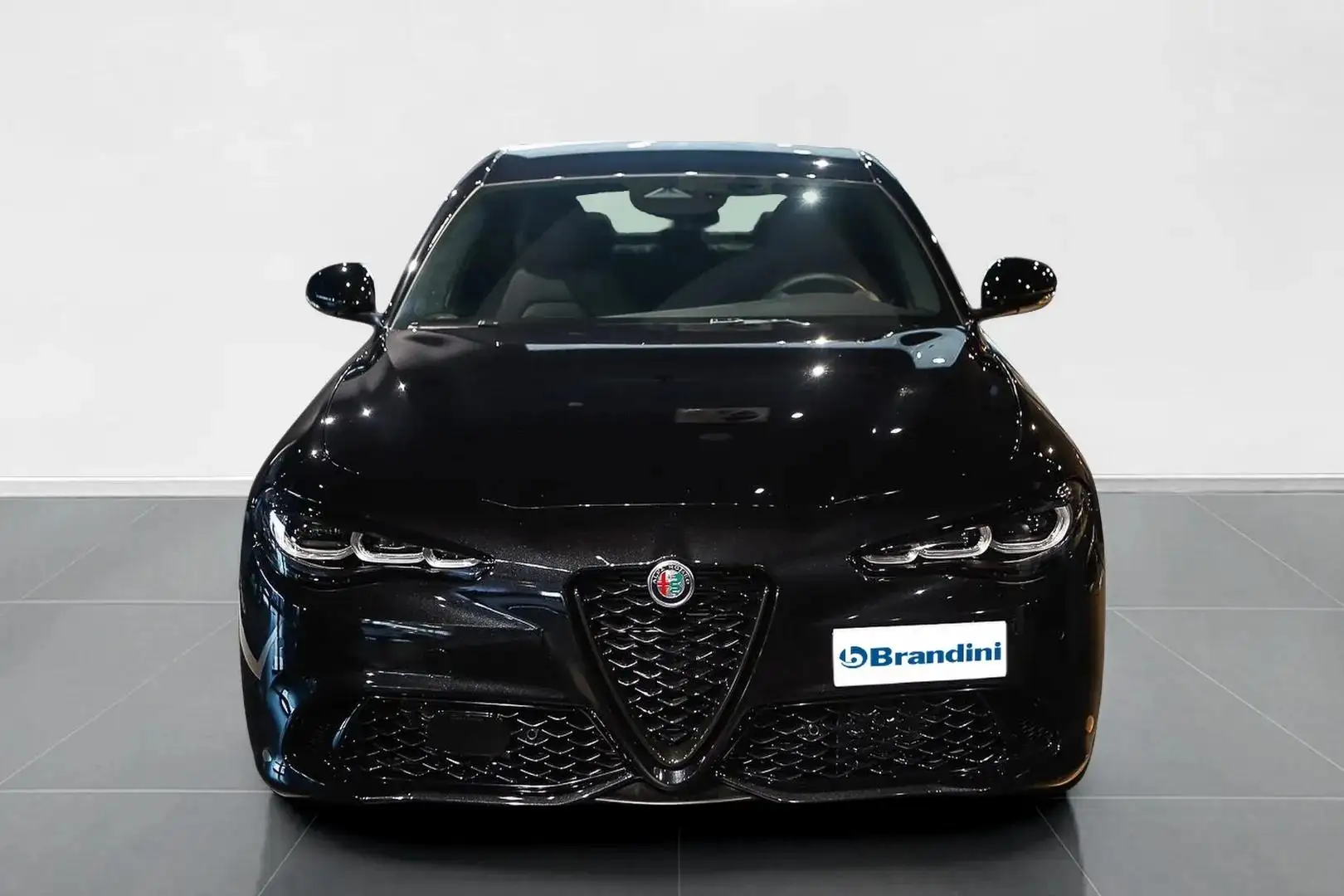 Alfa Romeo Giulia 2.2 Turbo Veloce Nero - 2