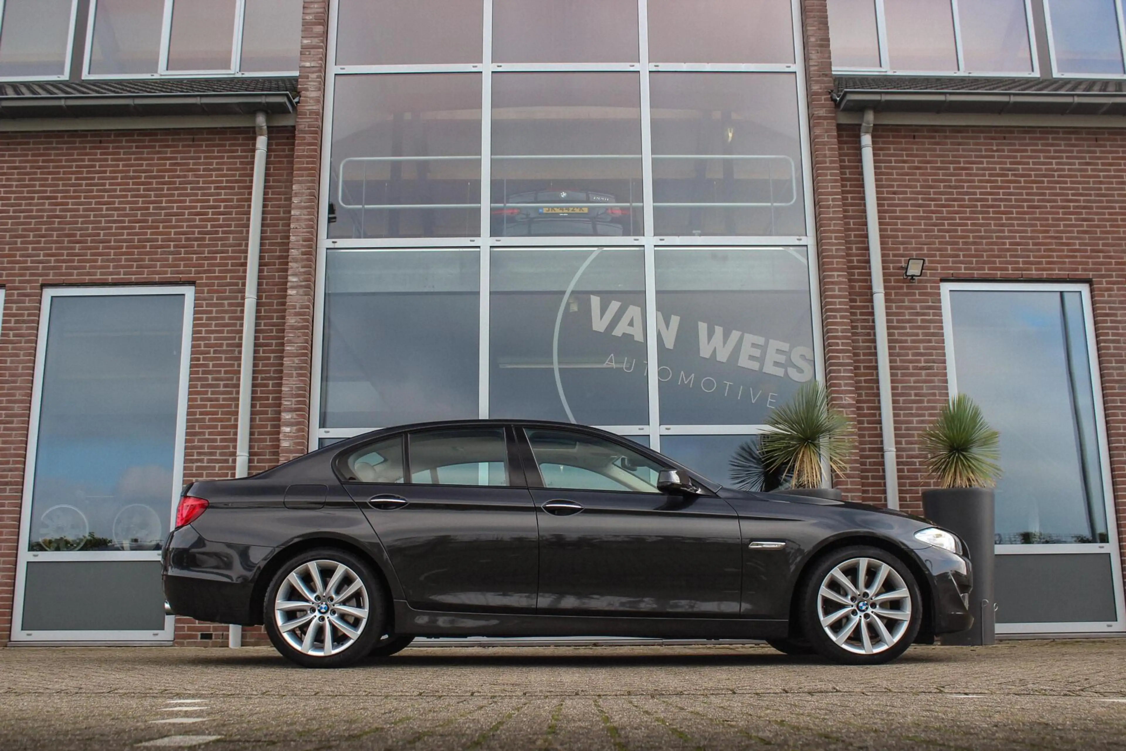 BMW 535 5-serie 535i High Executive | Dealer onderhouden | — photo 7
