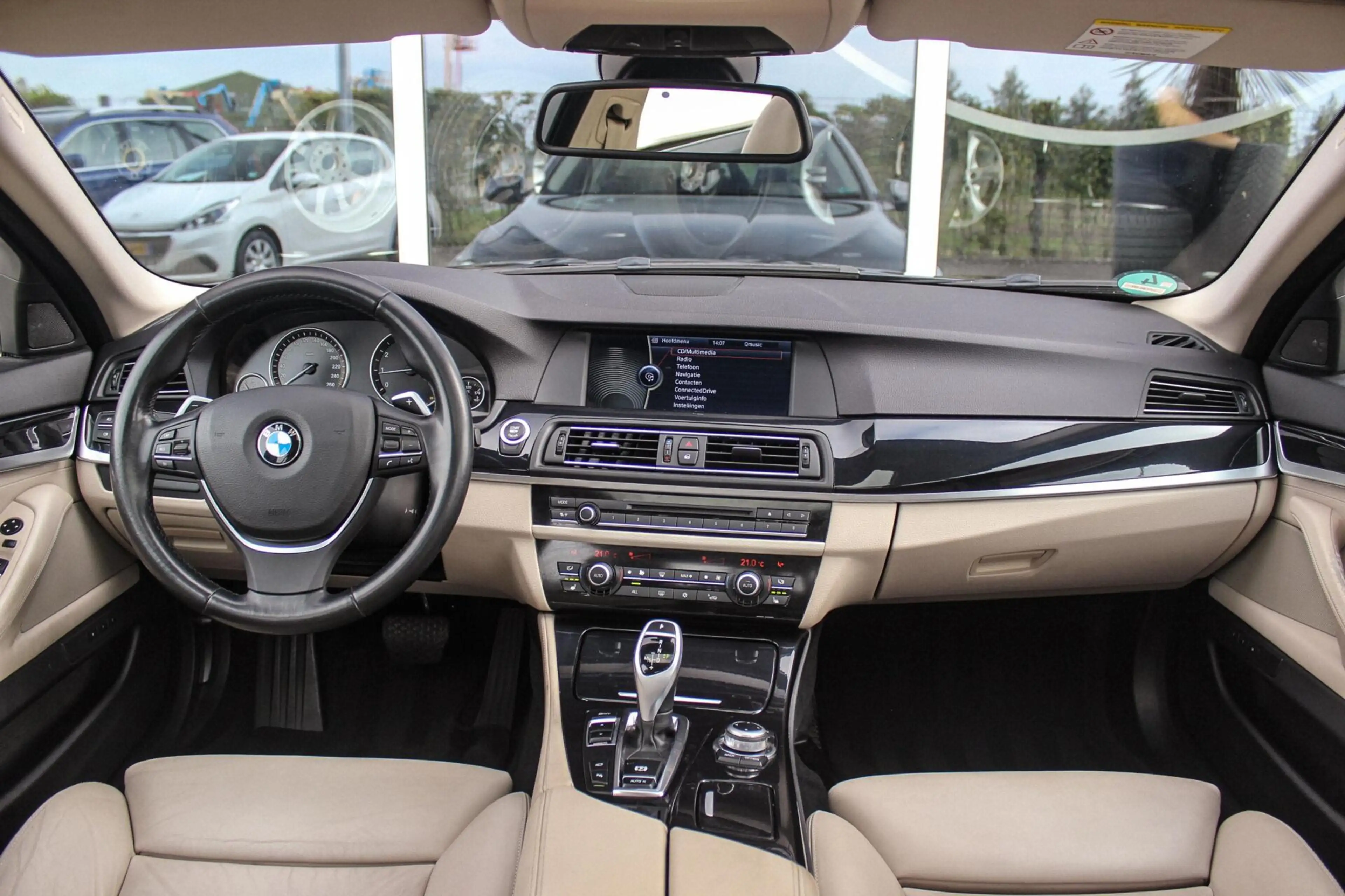 BMW 535 5-serie 535i High Executive | Dealer onderhouden | — photo 3