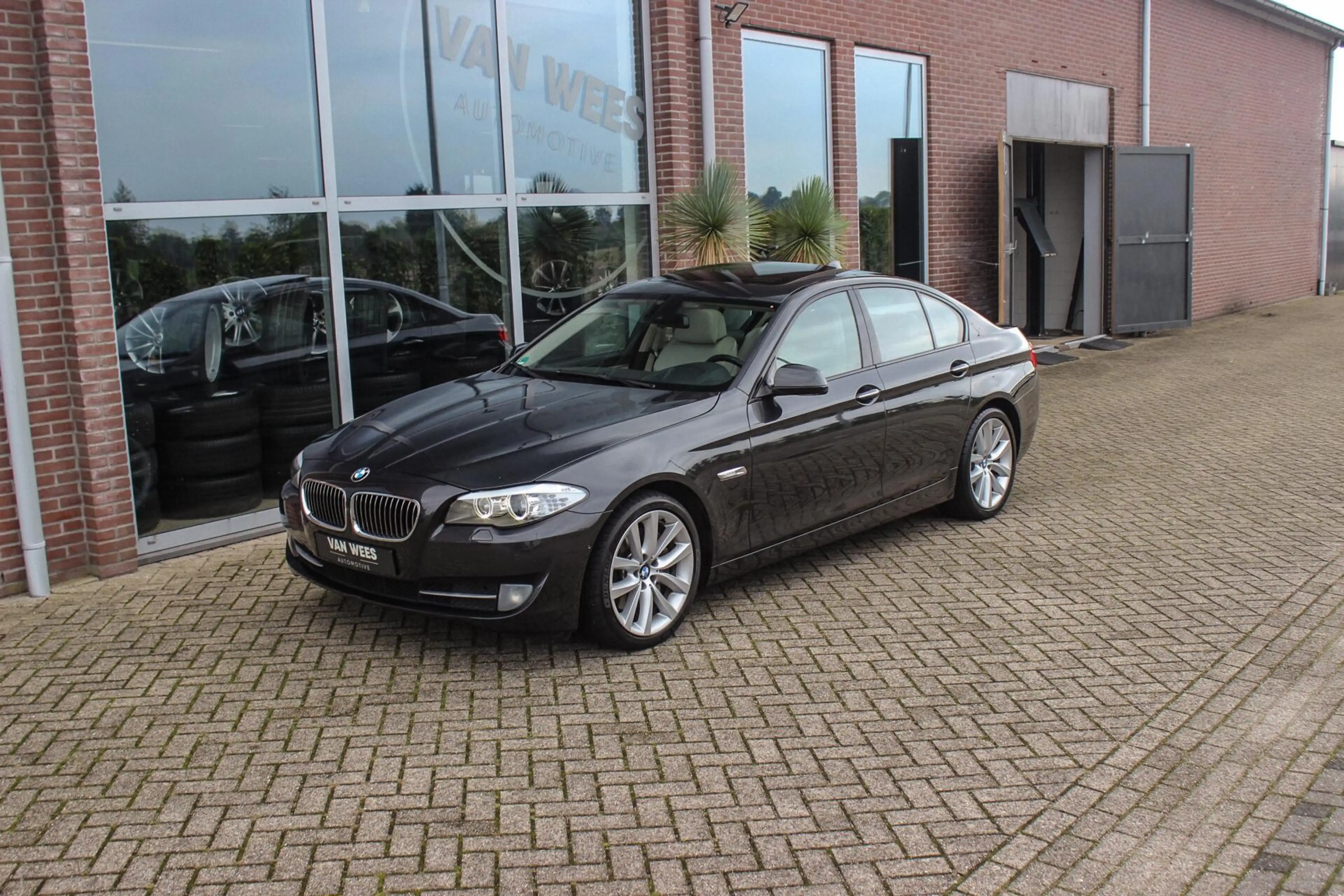 BMW 535 5-serie 535i High Executive | Dealer onderhouden | — photo 8