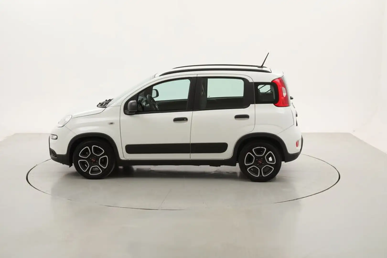 Fiat Panda City Life 1.0 Mild Hybrid 70CV Bianco - 2