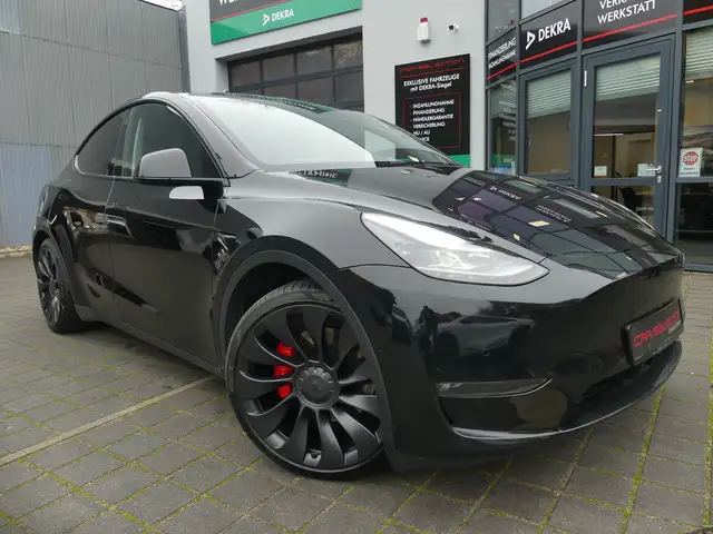Tesla Model Y Performance Dual AWD LEDER/PANORAMA/MWST