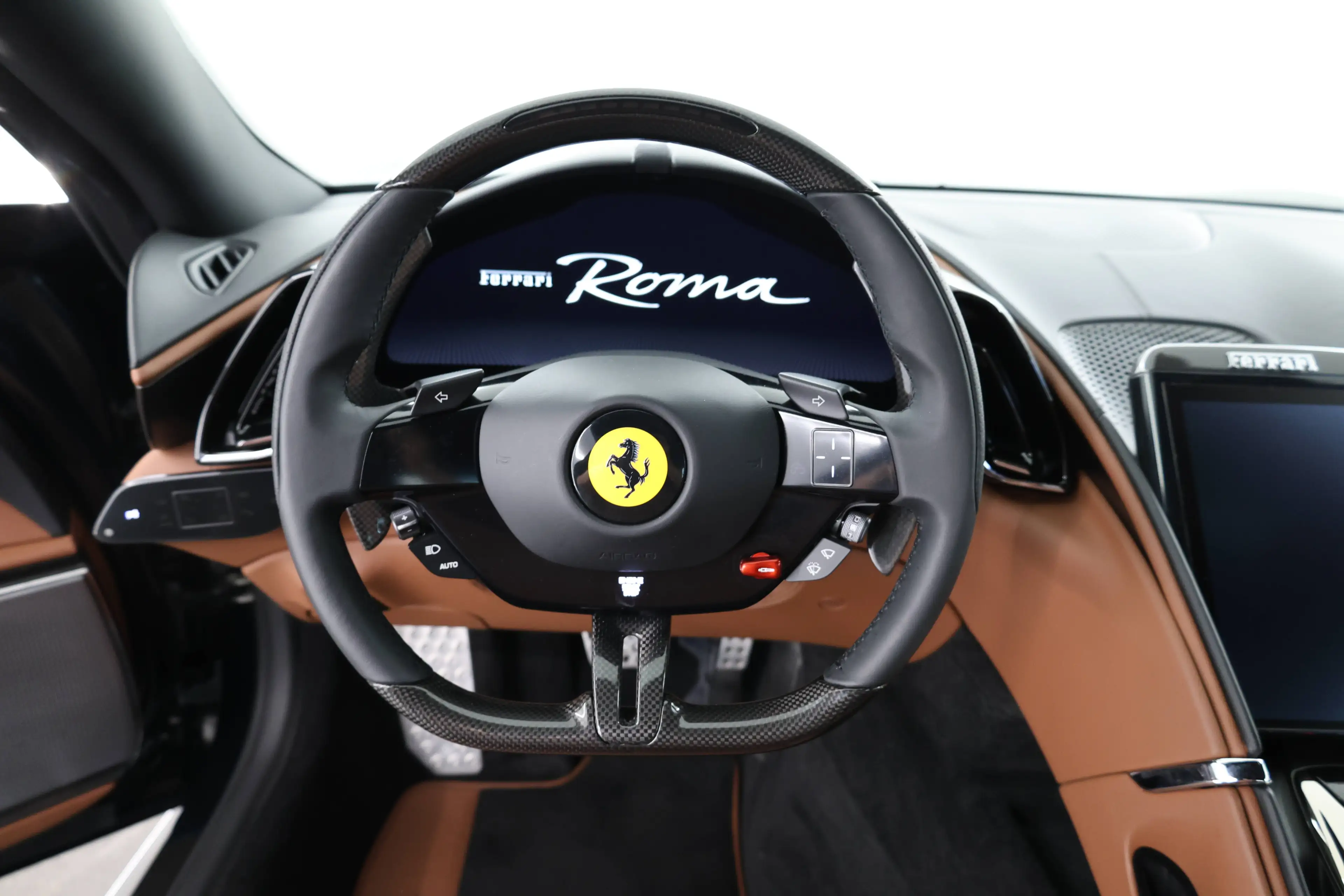 Ferrari Roma Verde Zeltweg / Full Carbon / Ferrari Approved — photo 11