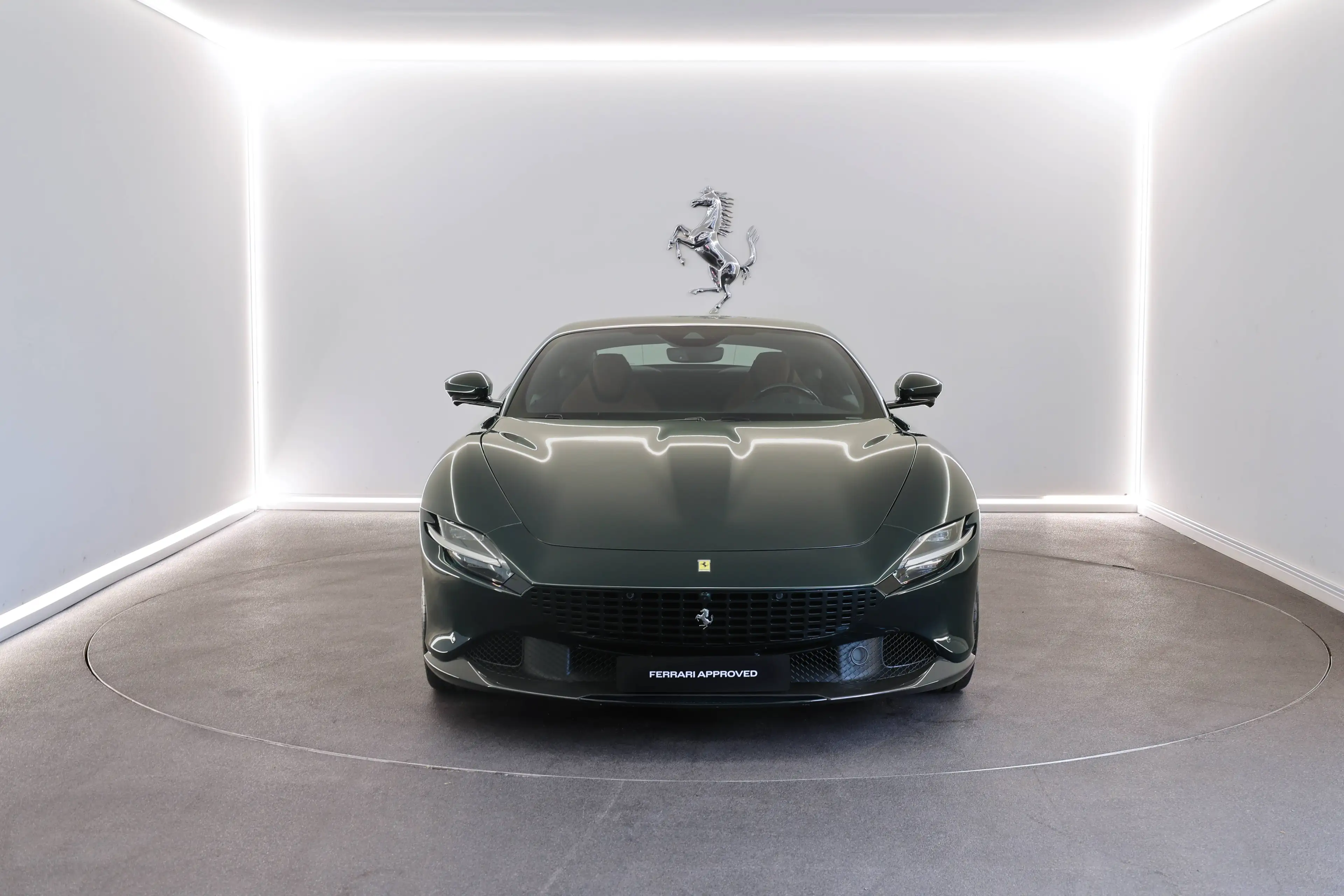Ferrari Roma Verde Zeltweg / Full Carbon / Ferrari Approved — photo 9