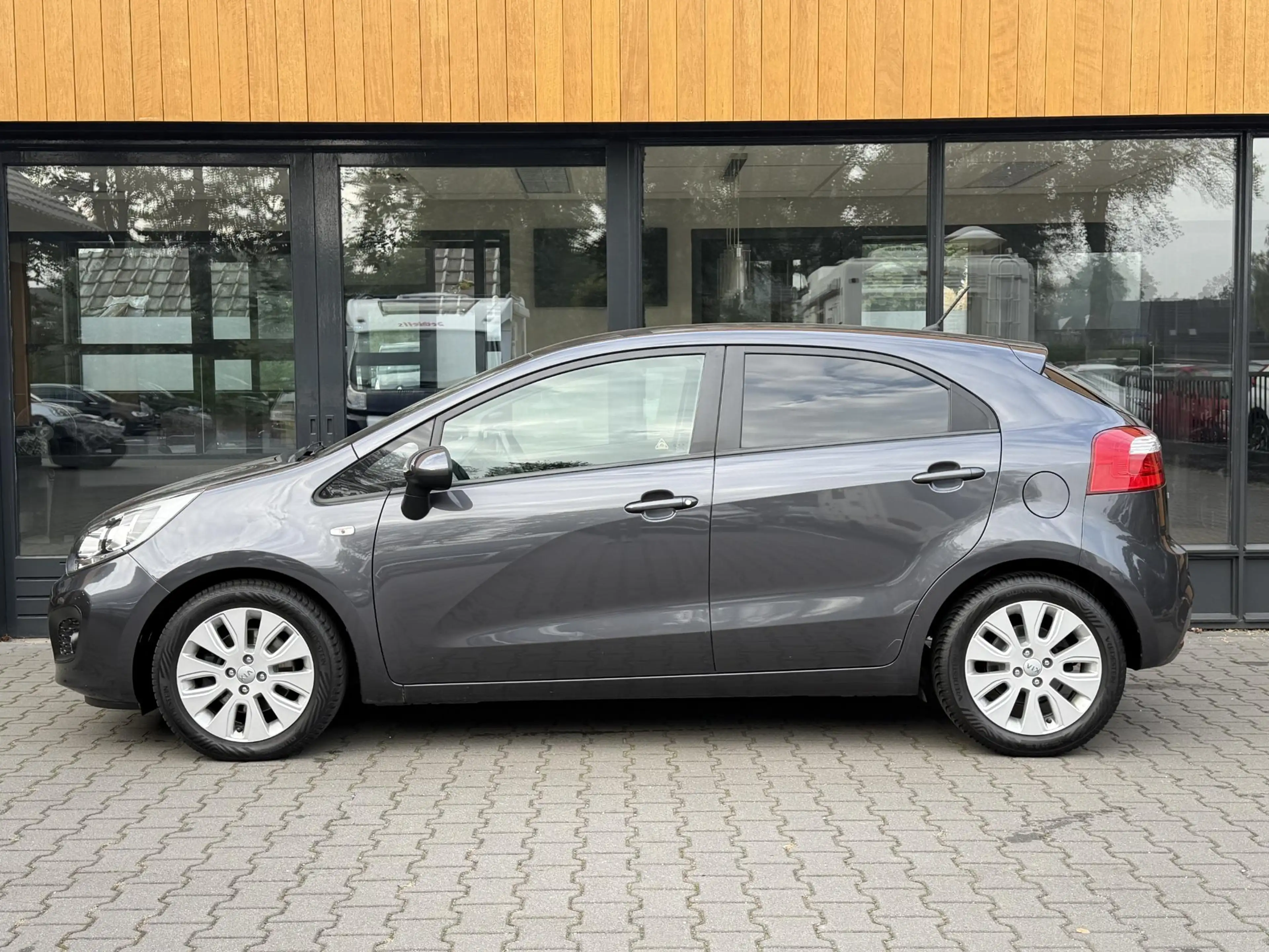 Kia Rio 1.2 CVVT Bluetooth, Cruise control, Stuur/Stoelver — photo 9