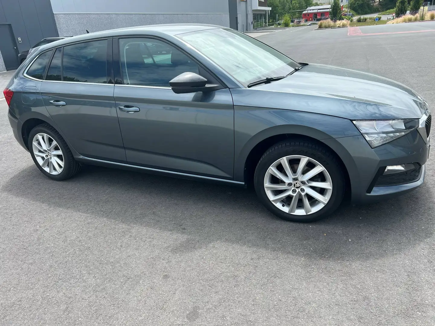 Skoda Scala Scala 1.0 TSI Ambition Gris - 2