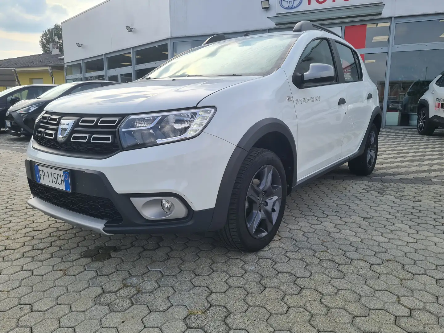Dacia Sandero Sandero II 2017 Stepway Stepway 1.5 dci Brave s Blanc - 2