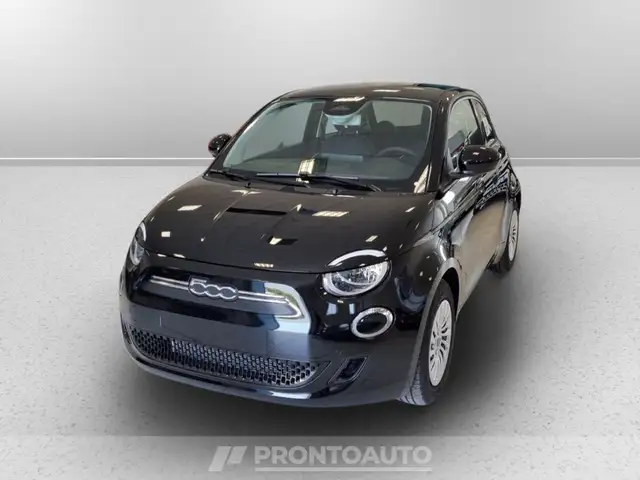 Fiat 500e 42 kwh entry pack tech