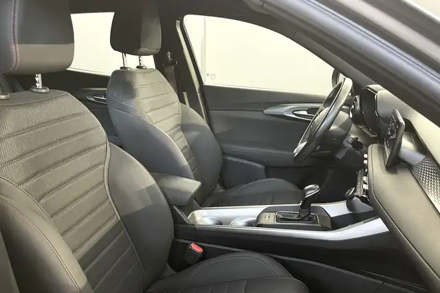 Alfa Romeo Tonale view 24