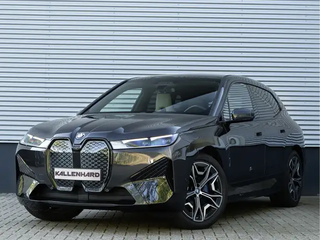 BMW iX xDrive50 - Sportpakket - Pano - Driving Ass Prof -