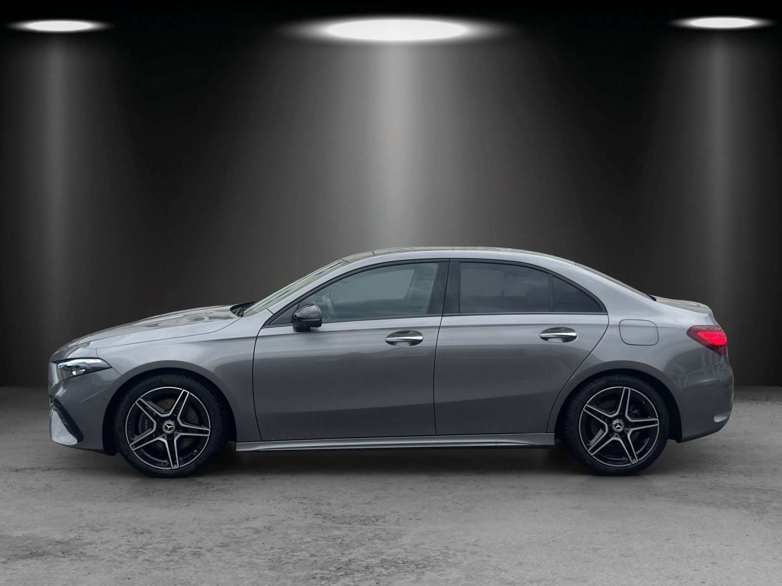 Mercedes-Benz A 220