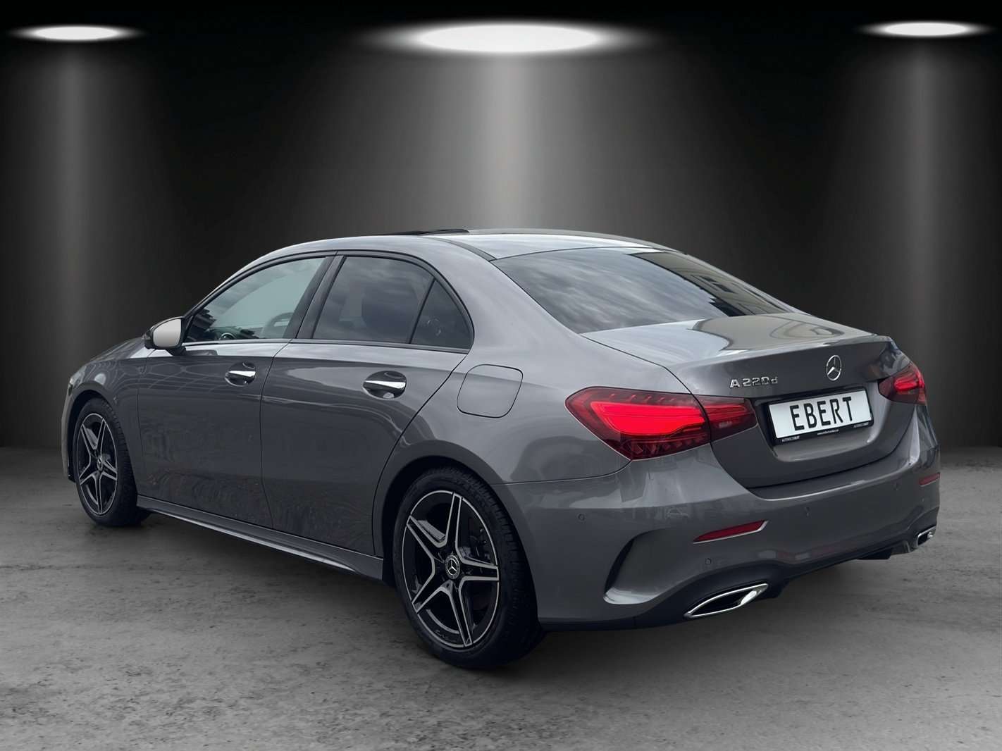 Mercedes-Benz A 220