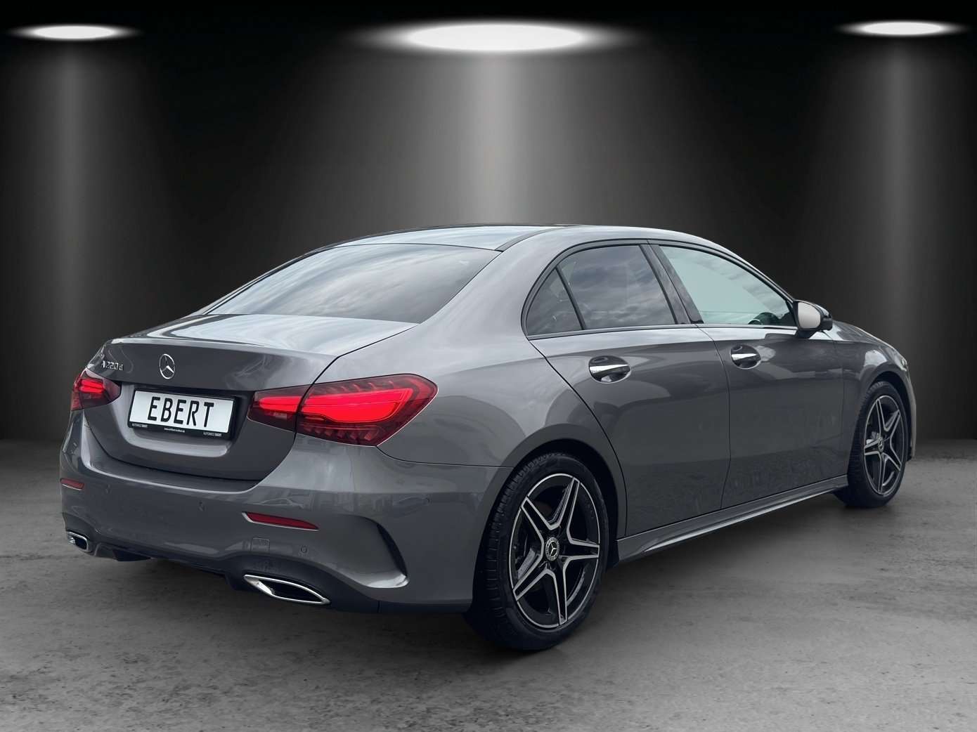 Mercedes-Benz A 220