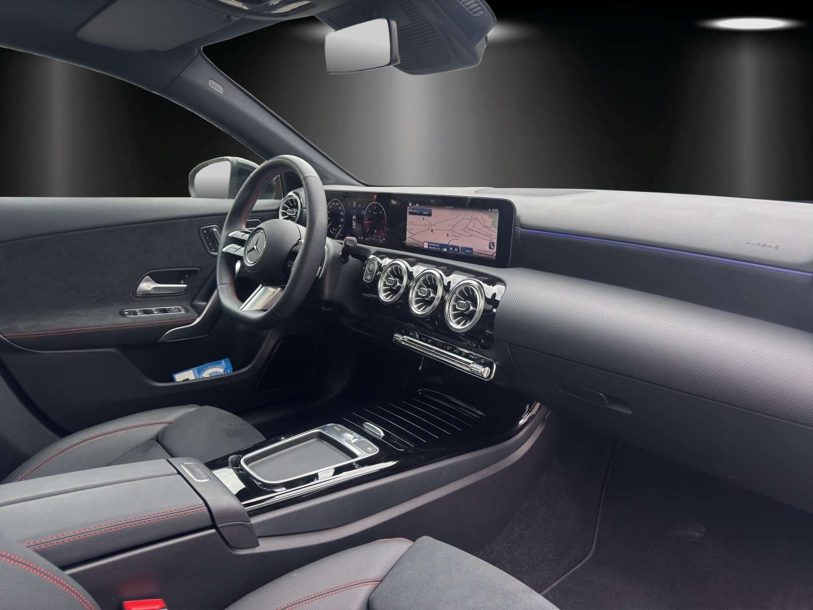 Mercedes-Benz A 220