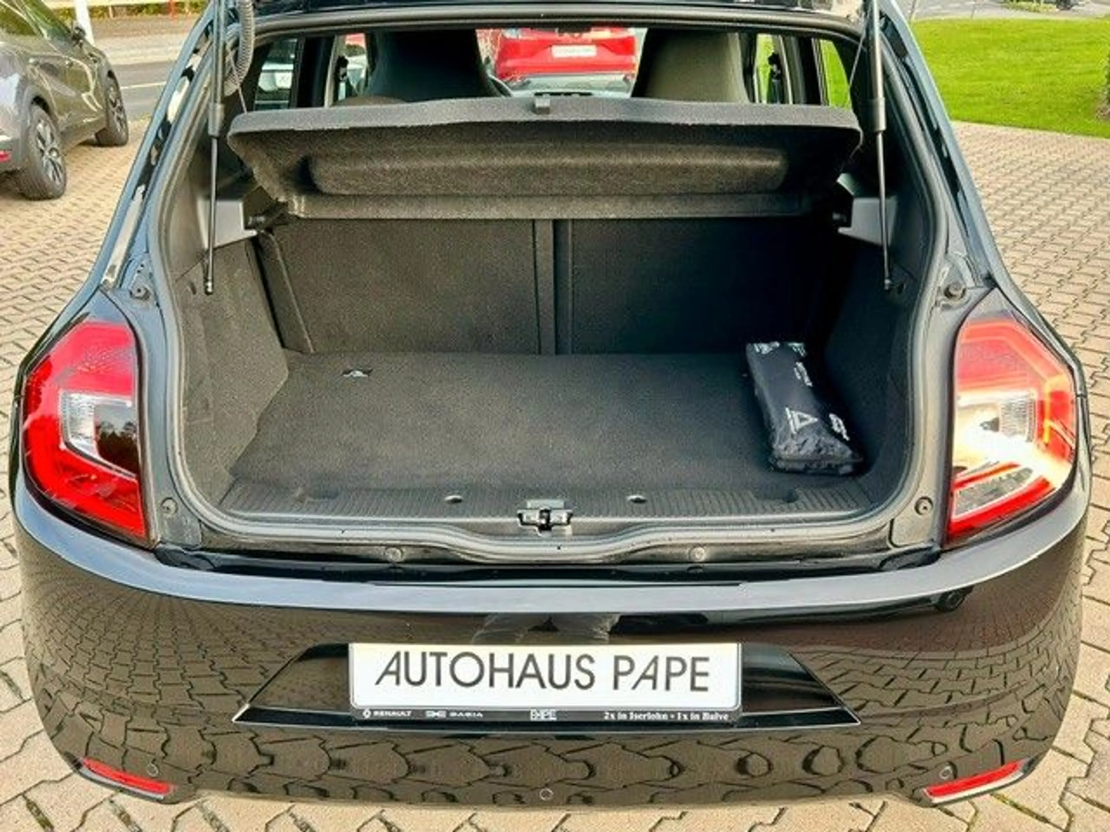 Renault Twingo Equilibre — photo 15