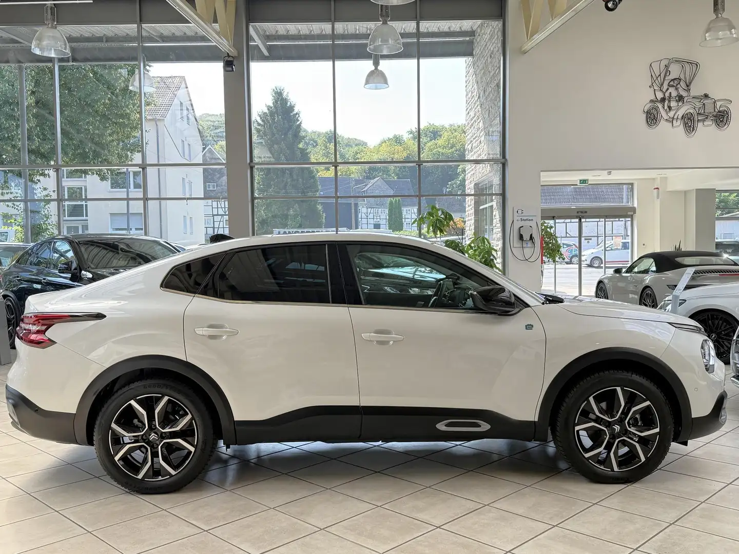 Citroen C4 X C4 ë-C4 X Shine GARANTIE|PANO|ACC|ALLWETTER|SHZ Blanc - 2