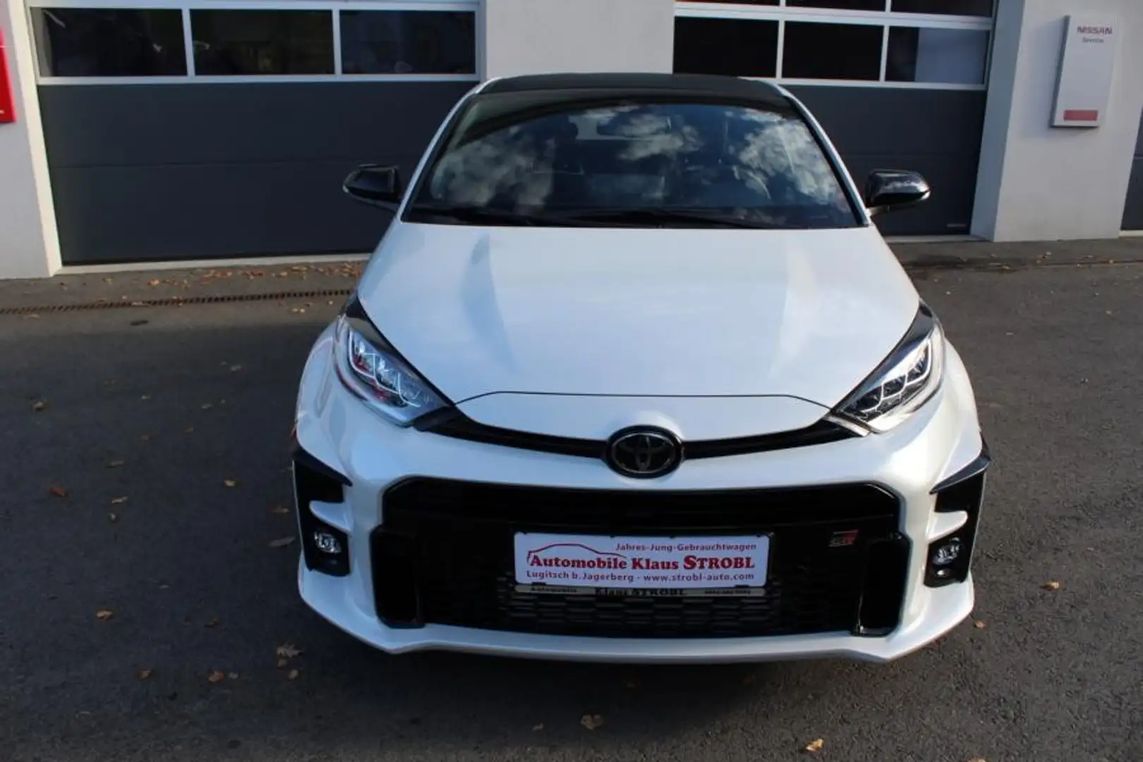 Toyota Yaris 1,6 Turbo GR High Performance Weiß - 2