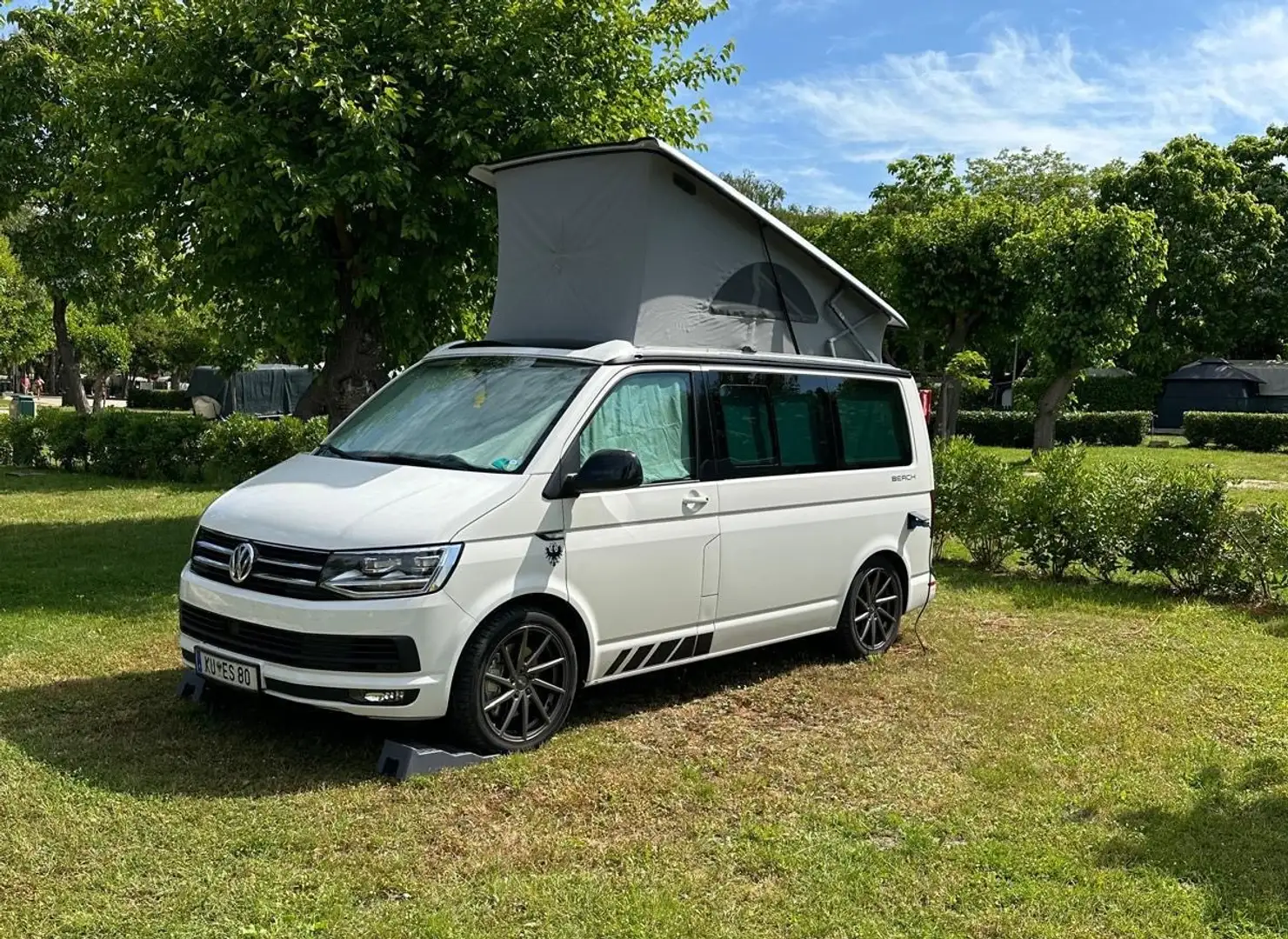 Volkswagen T6 California Beach Edition 2,0 TDI BMT Weiß - 1