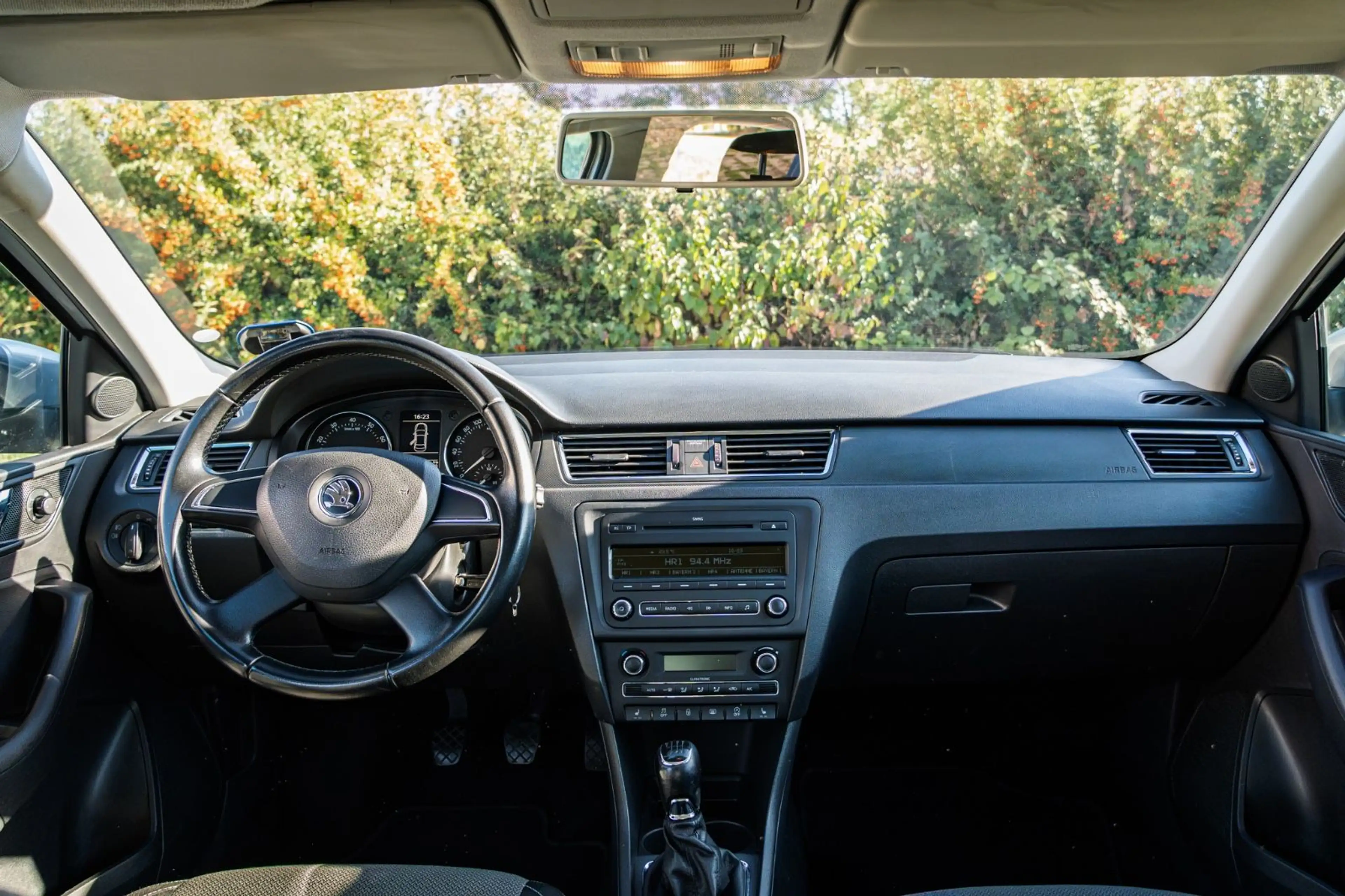 Skoda Rapid/Spaceback Elegance/ Top gepflegt — photo 10