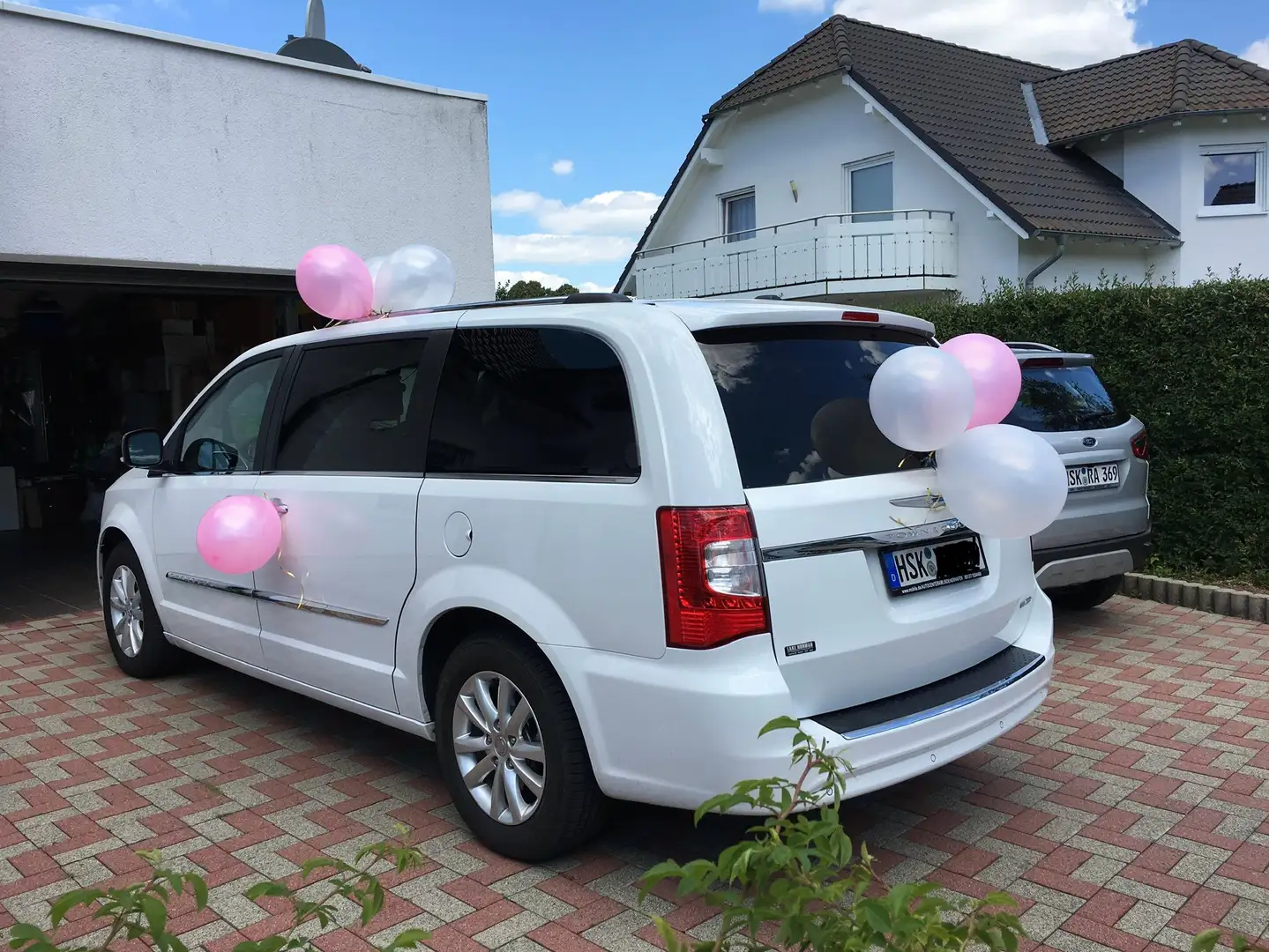 Chrysler Town & Country Limitet Weiß - 2