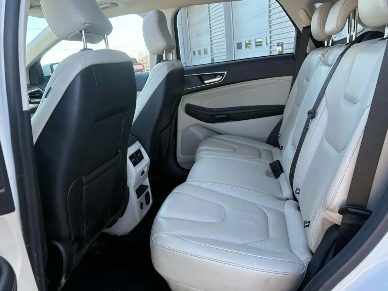 Ford Edge снимка Ford Edge