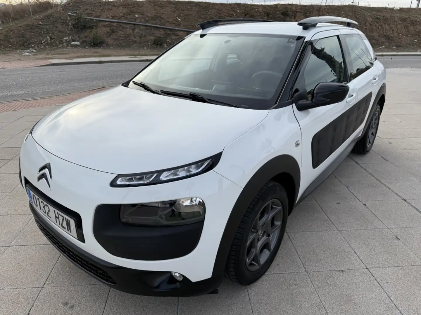 Citroen C4 Cactus 1.6 BlueHDi S&S Feel 100 Blanco - 1