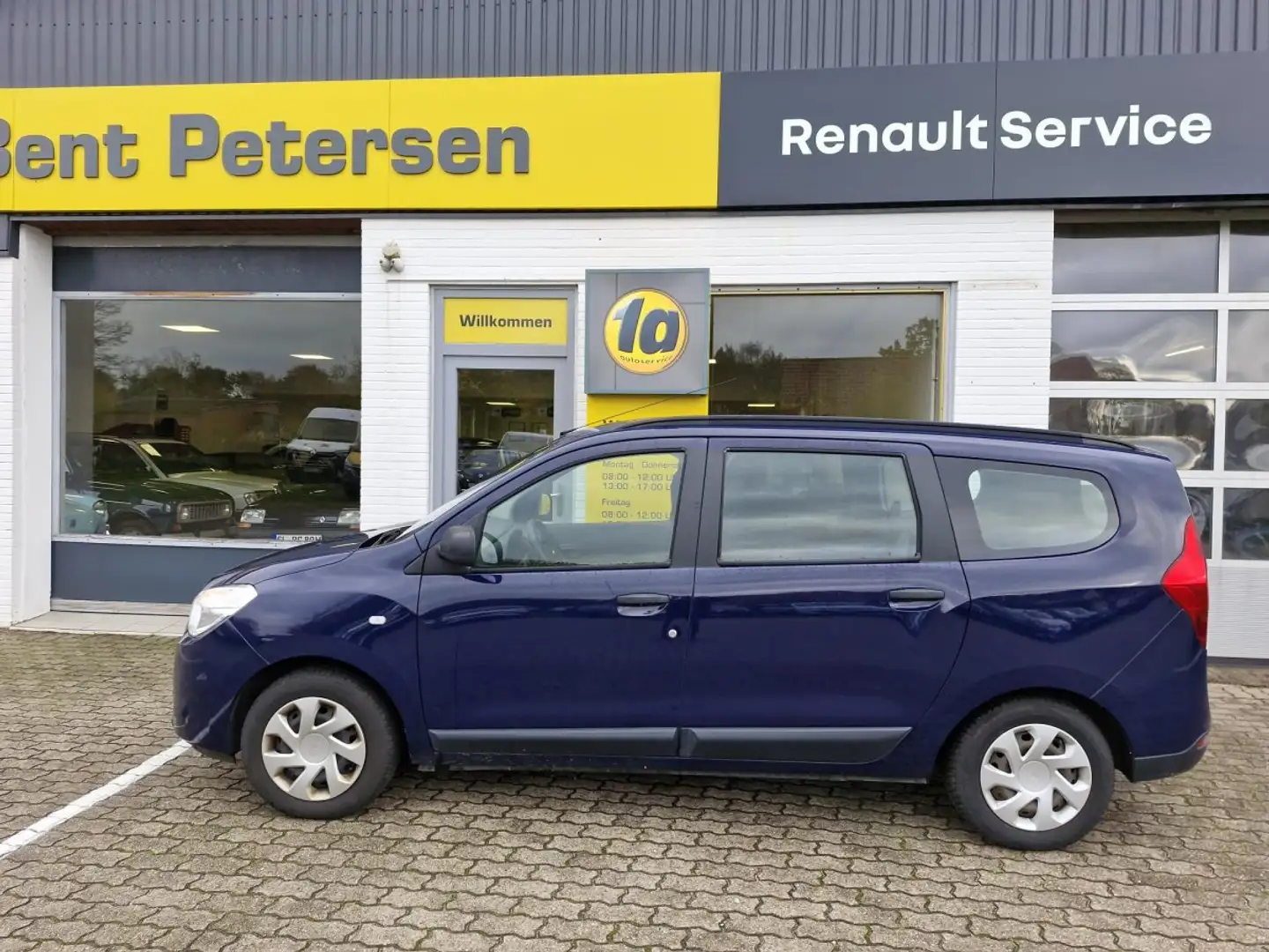 Dacia Lodgy 1.6 SCe 100 Ambiance Blau - 1