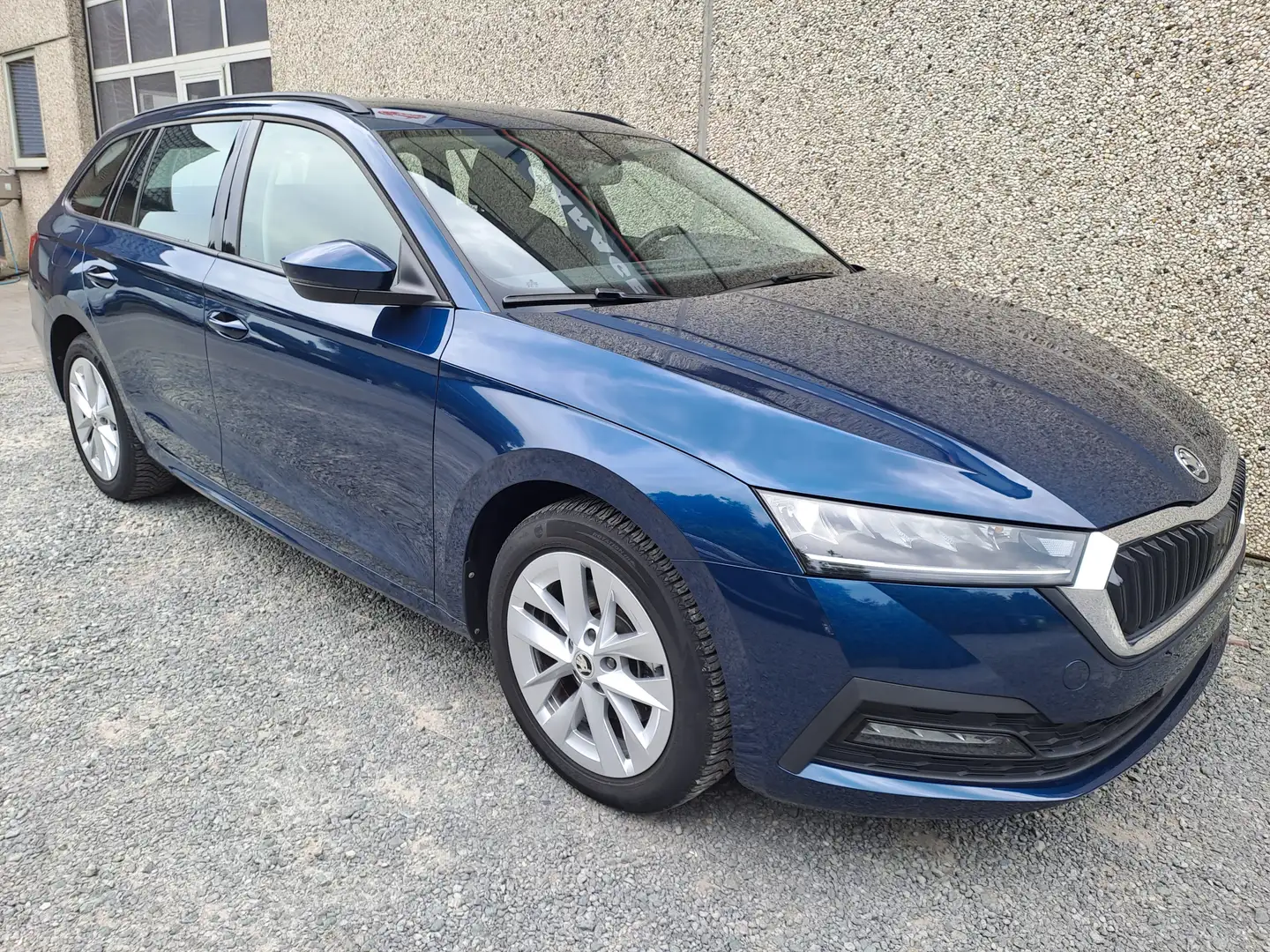 Skoda Octavia SW PHEV 1.4 TSI Ambition DSG Bleu - 2
